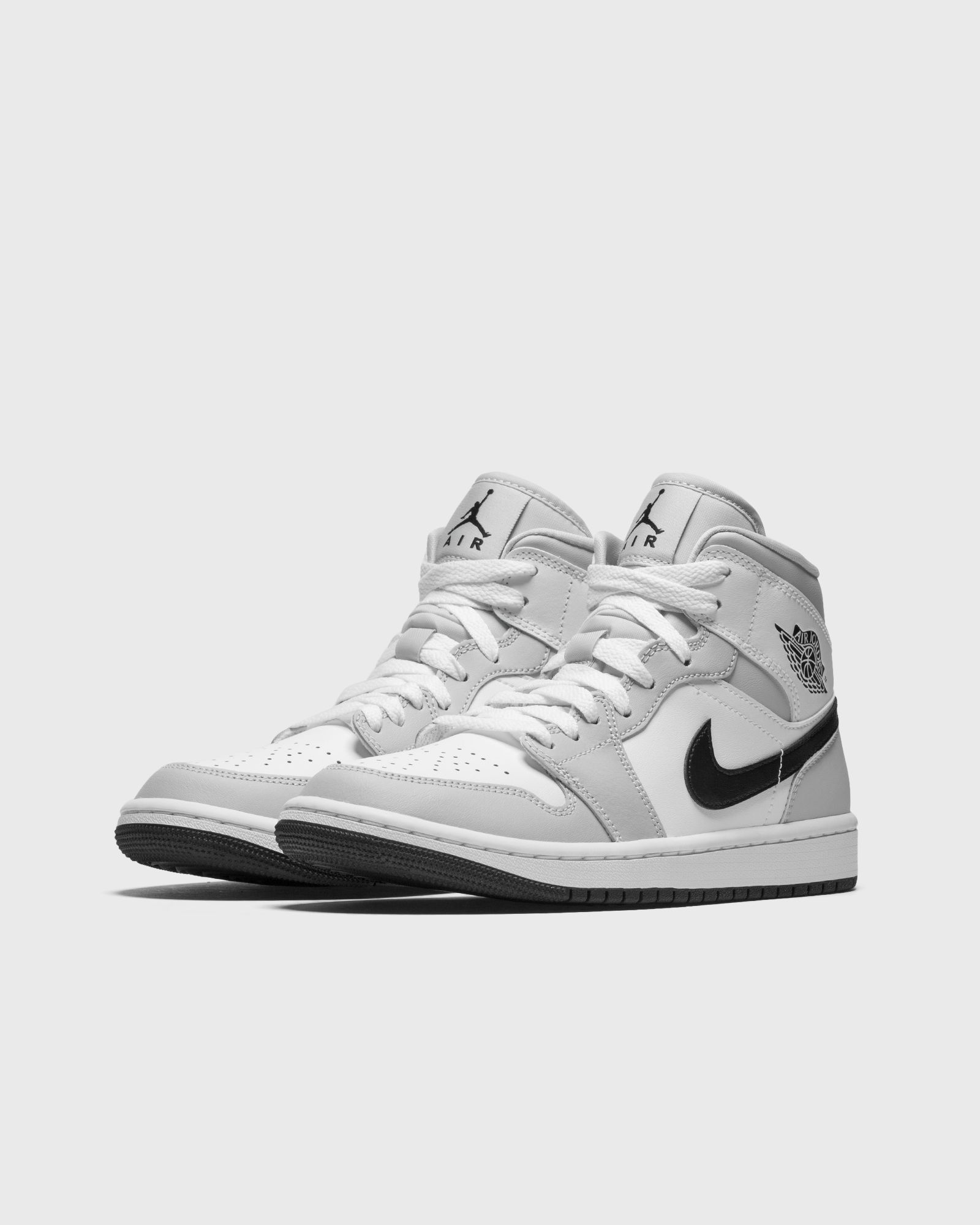 WMNS Air Jordan 1 Mid