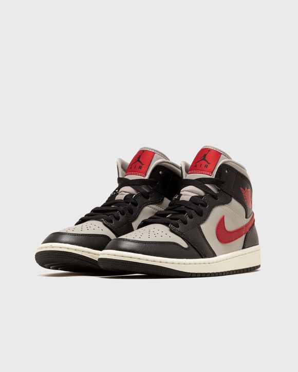 WMNS AIR JORDAN 1 MID