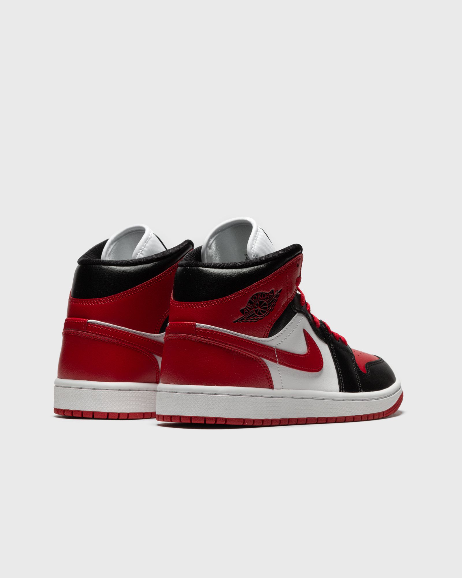 WMNS Air Jordan 1 Mid "Bred Toe"