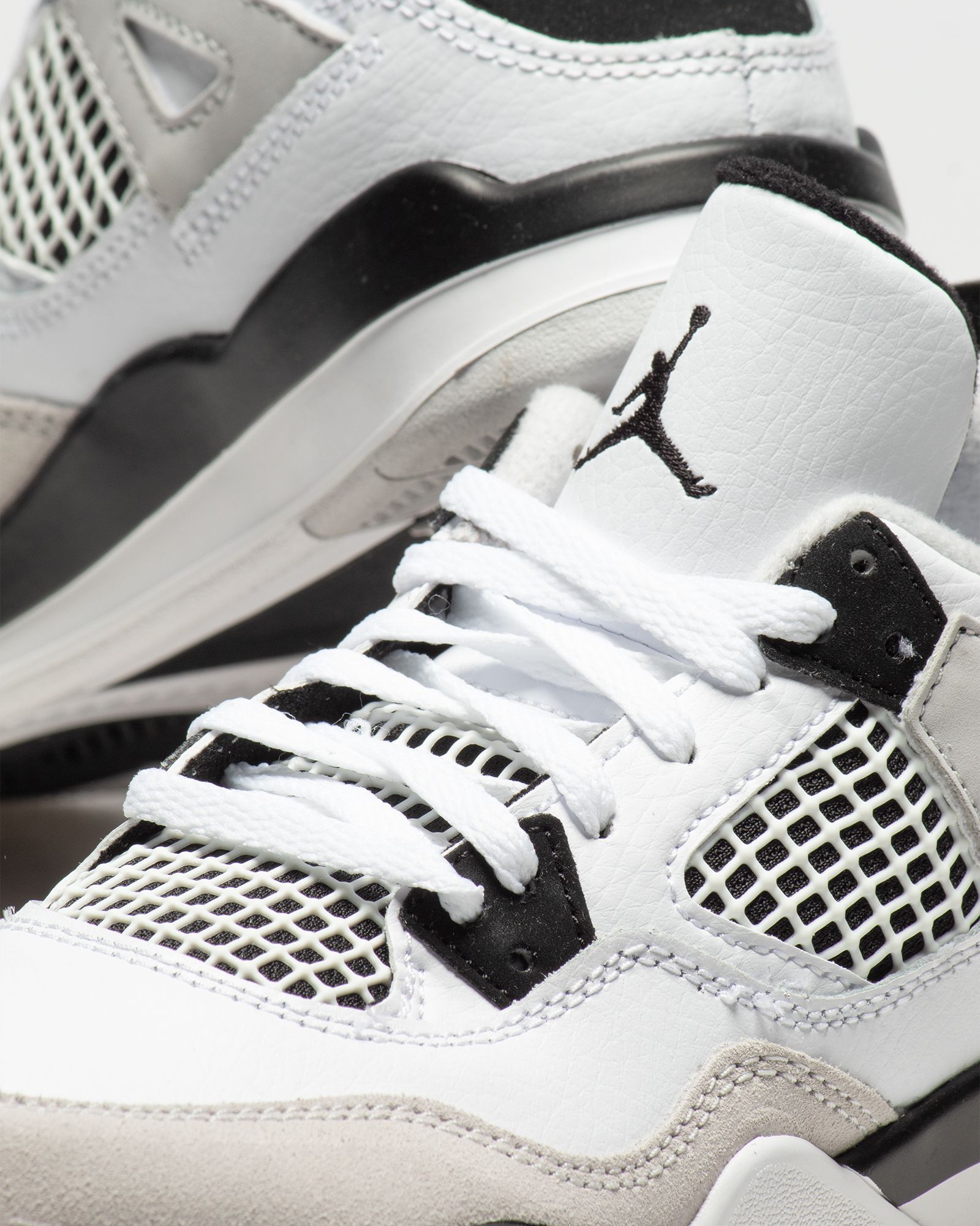 Jordan 4 Retro (PS) "Military Black"