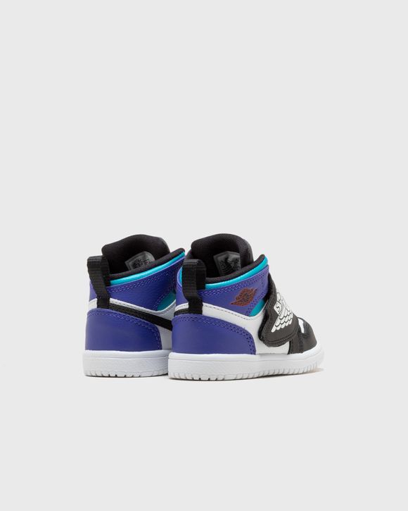 Sky Jordan 1 Baby and Toddler Shoe. Nike CA