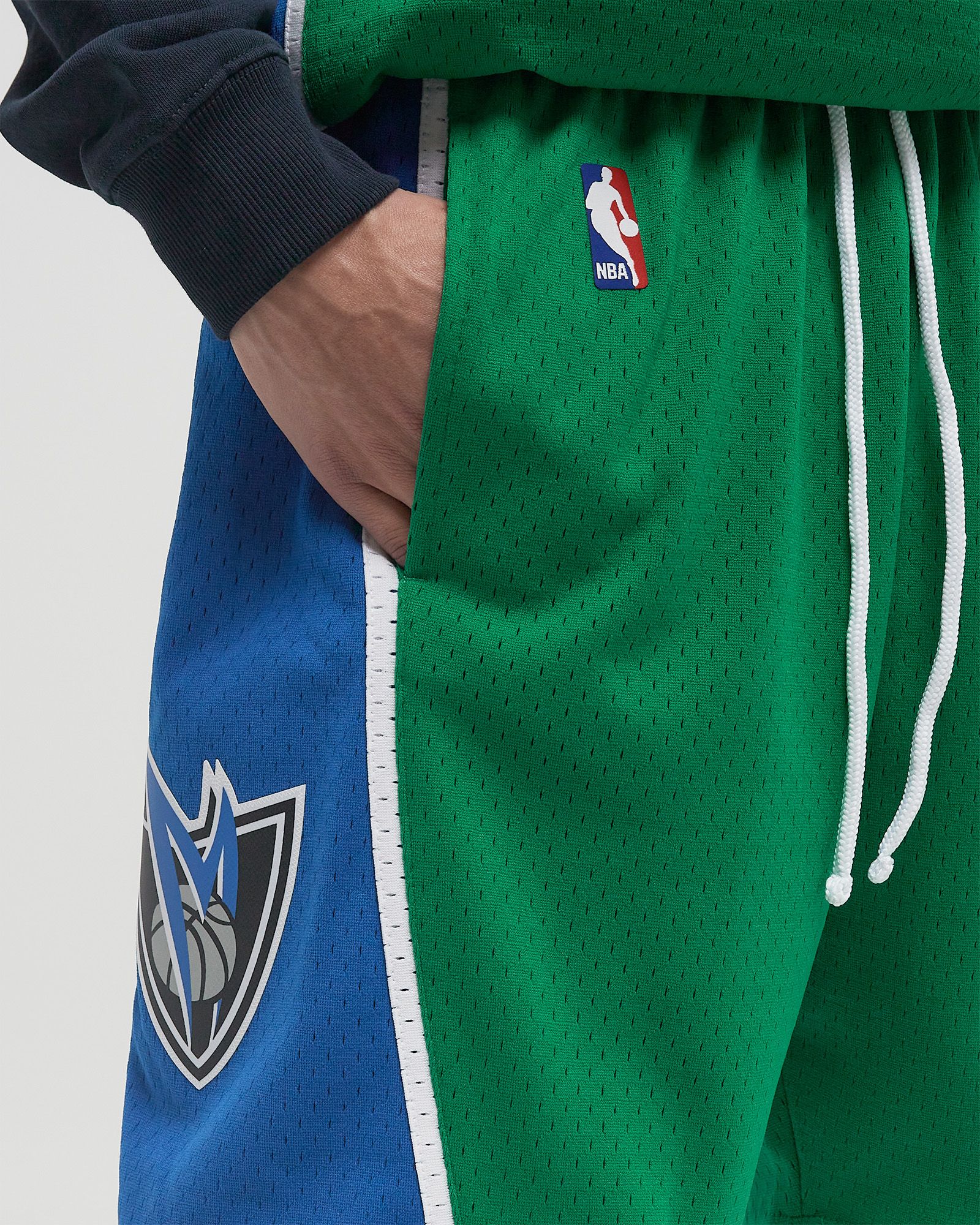 NBA SHORTS DALLAS MAVERICKS 2004-05