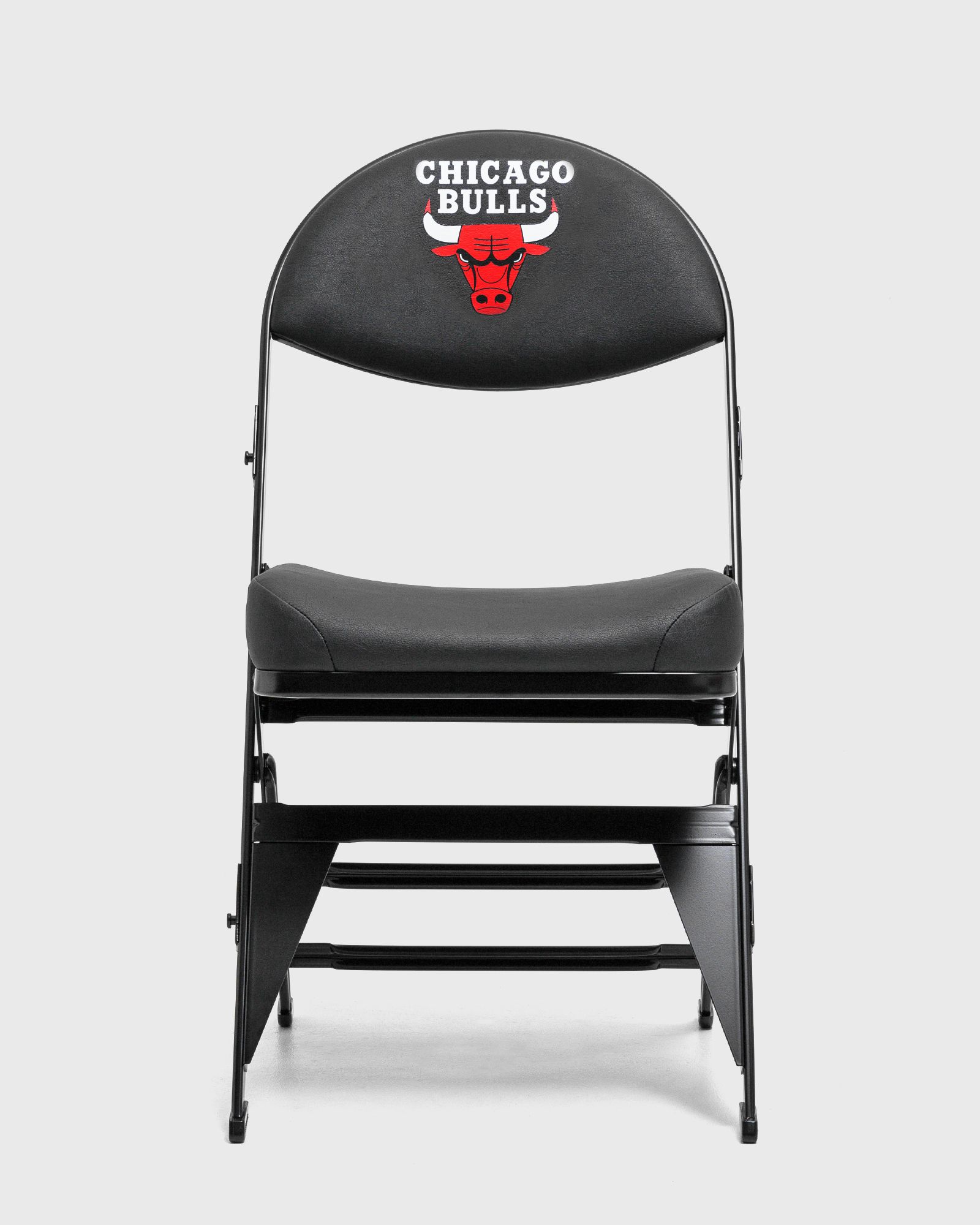 Chicago Bulls OFFICIAL NBA COURT SIDE FOLDING CHAIR