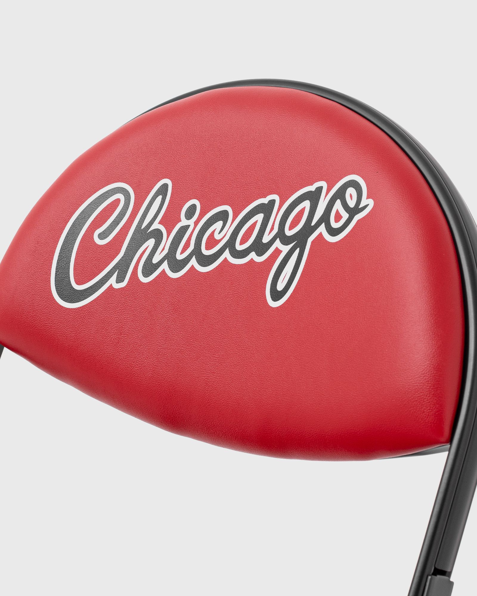 Chicago Bulls OFFICIAL NBA COURT SIDE FOLDING CHAIR