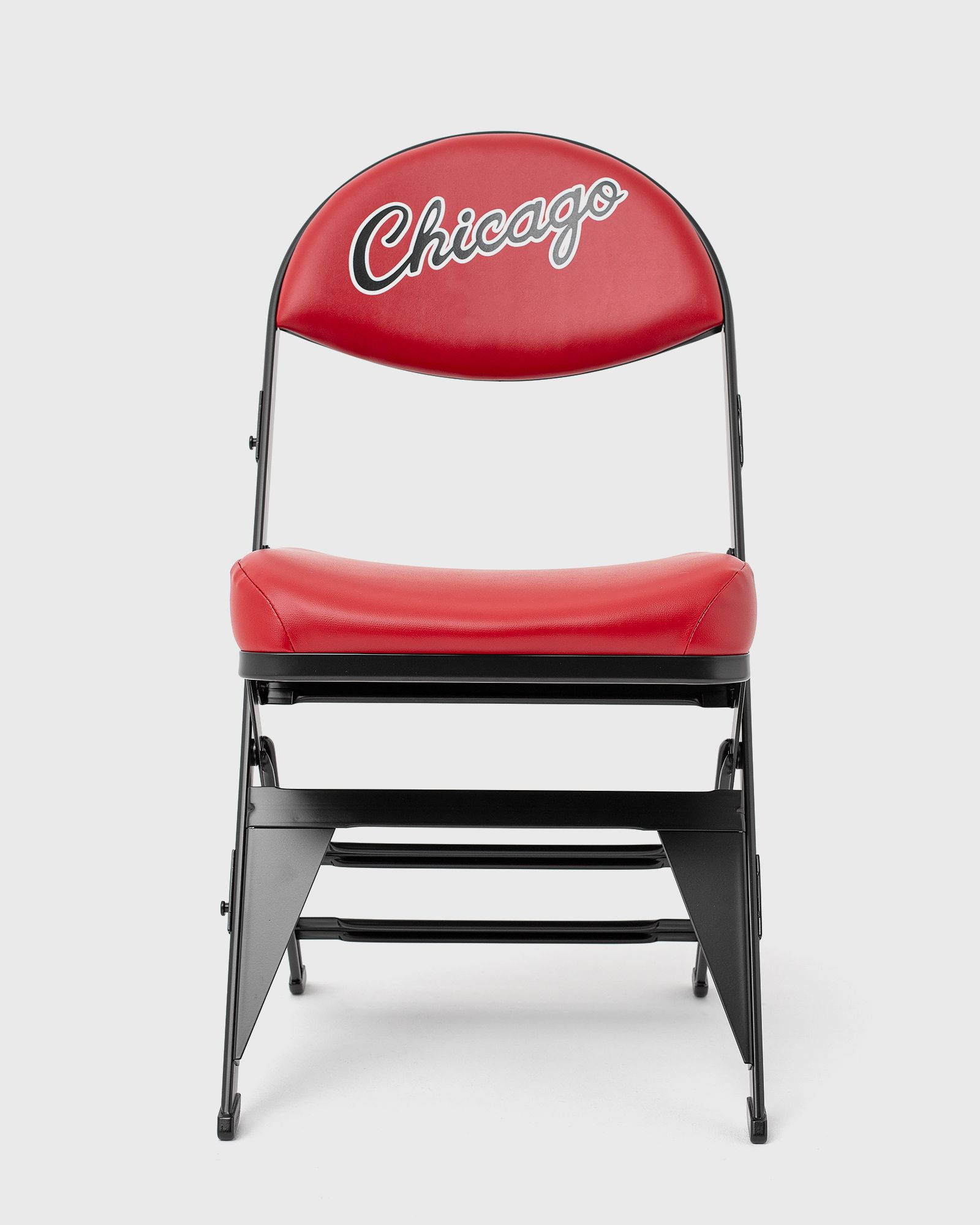 Chicago Bulls OFFICIAL NBA COURT SIDE FOLDING CHAIR