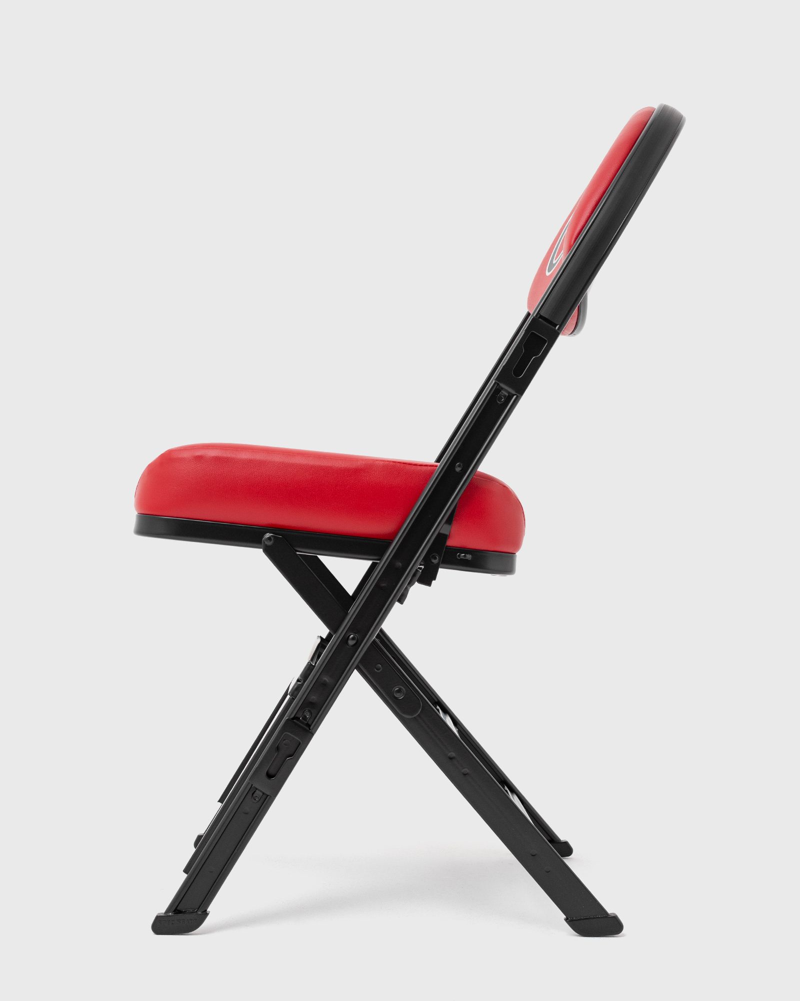 Chicago Bulls OFFICIAL NBA COURT SIDE FOLDING CHAIR