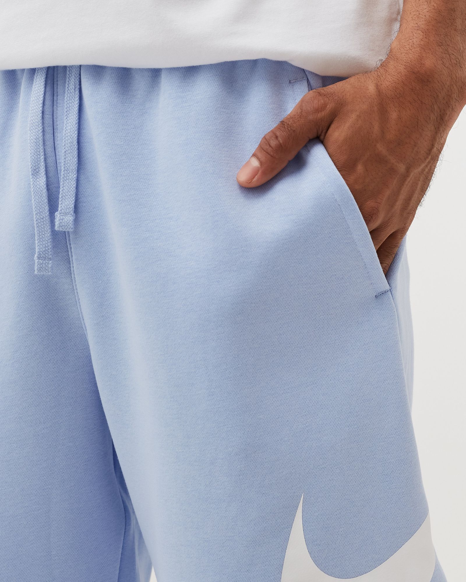 Sportswear Club Graphic Shorts