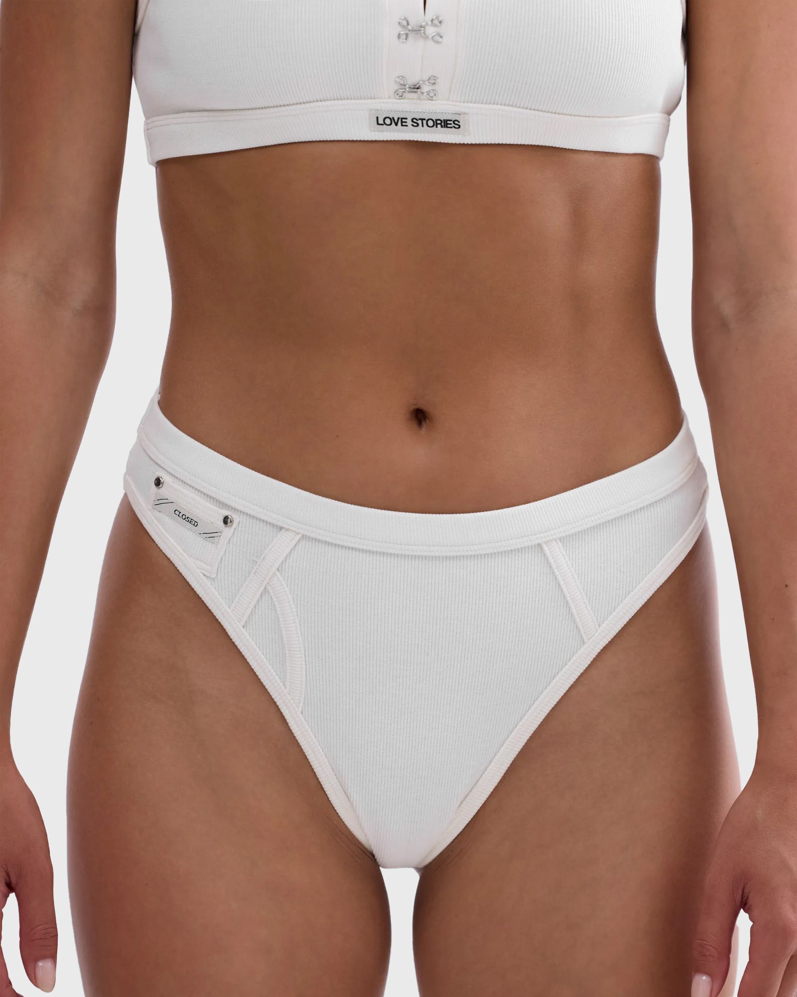 X LOVE STORIES ENITH