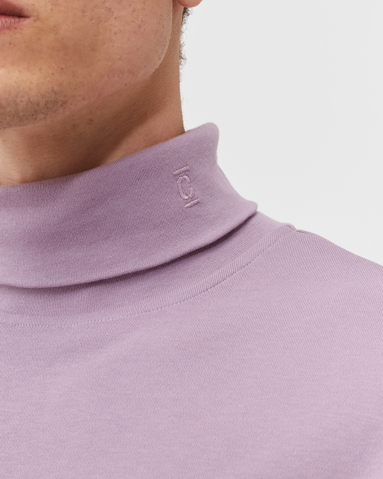 TURTLENECK LONGSLEEVE