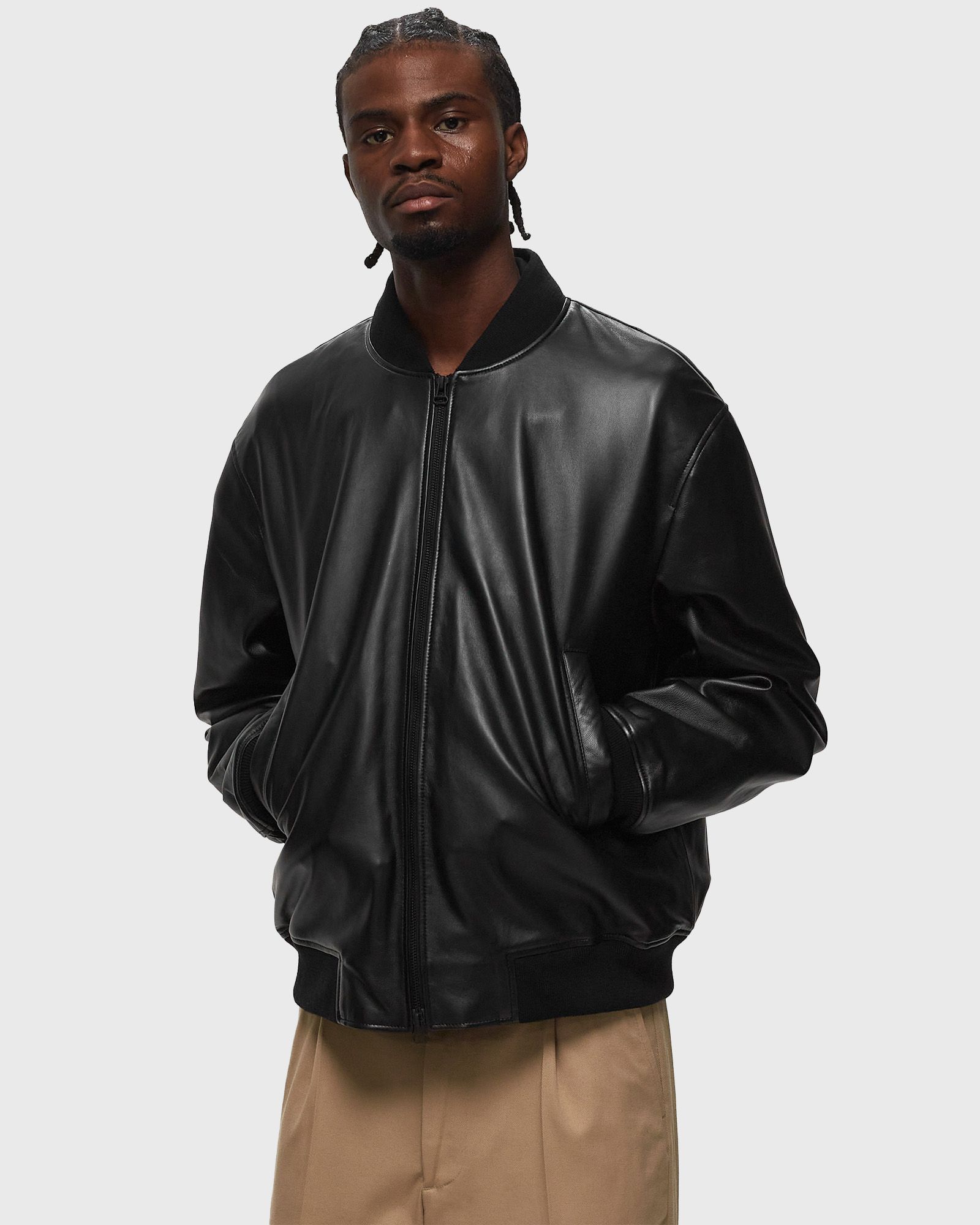 【いぐち】 bound“本革“短丈“bomber jacket いぐち様専用】 bound“本革“短丈“bomber jacket ジャケット