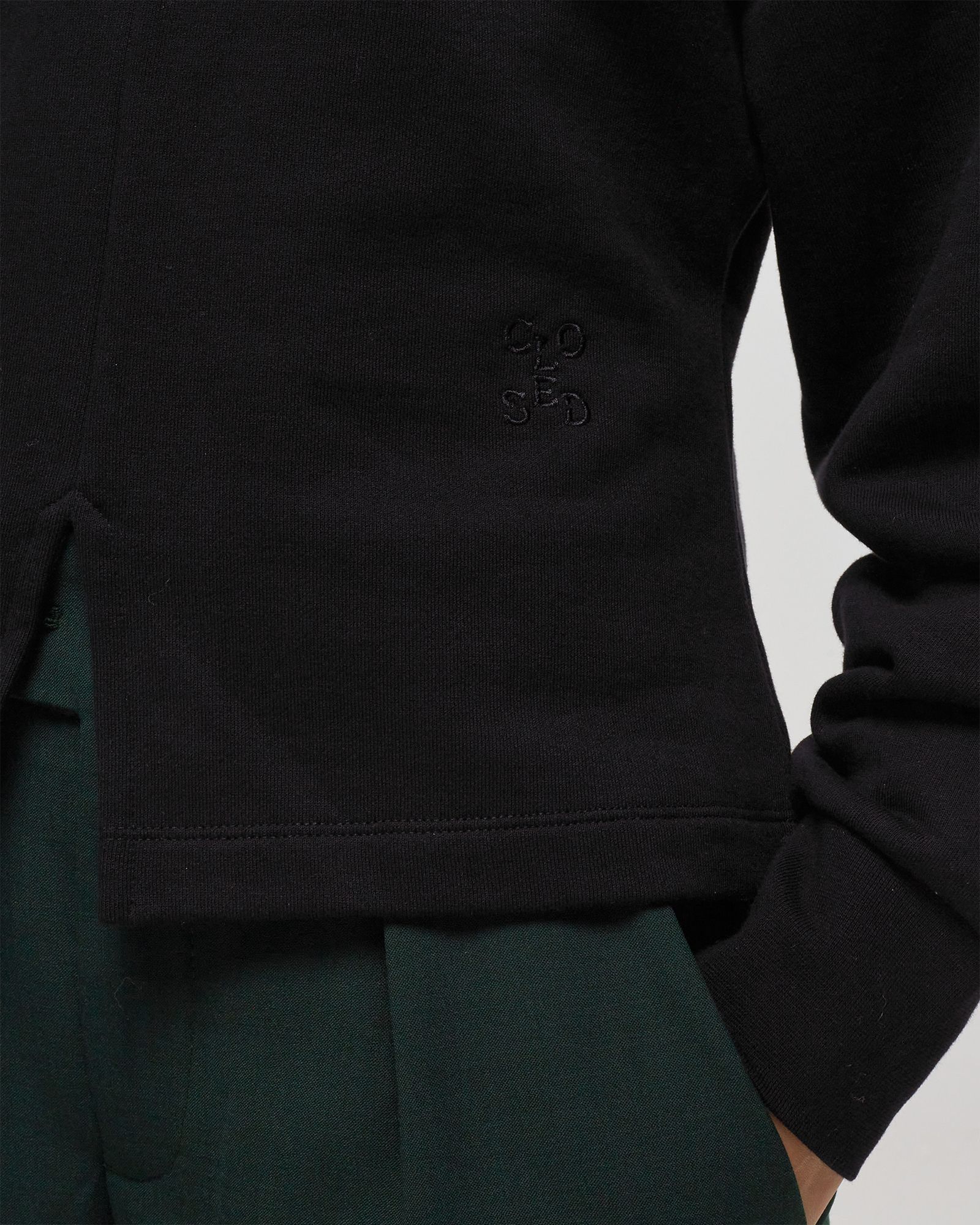 CREW NECK LONG SLEEVE