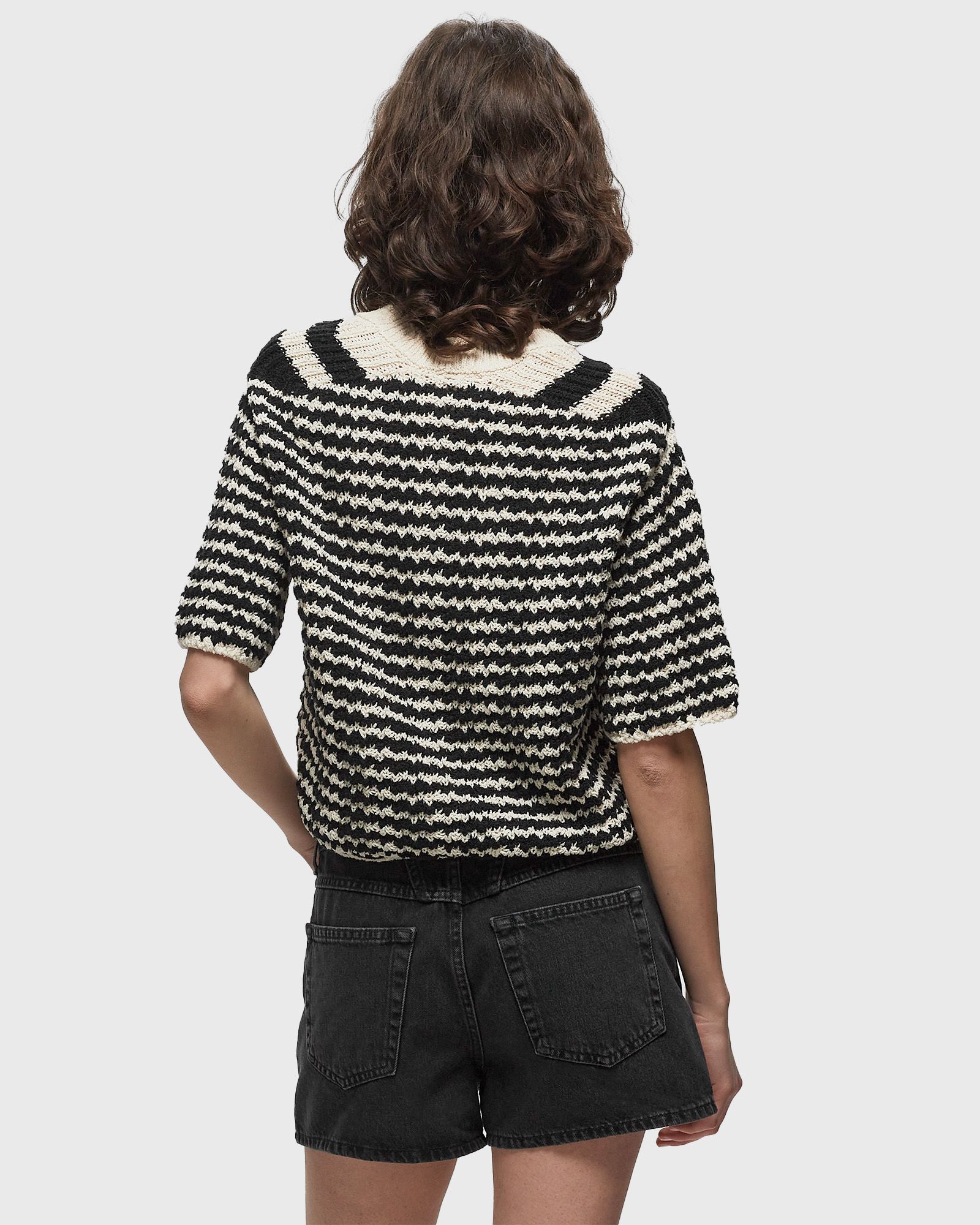 V CARDIGAN SHORT SLEEVE