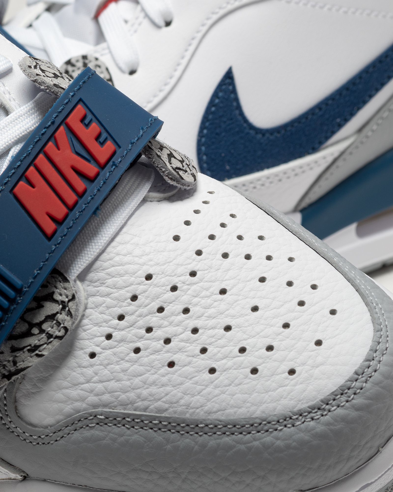 Air Jordan Legacy 312 Low