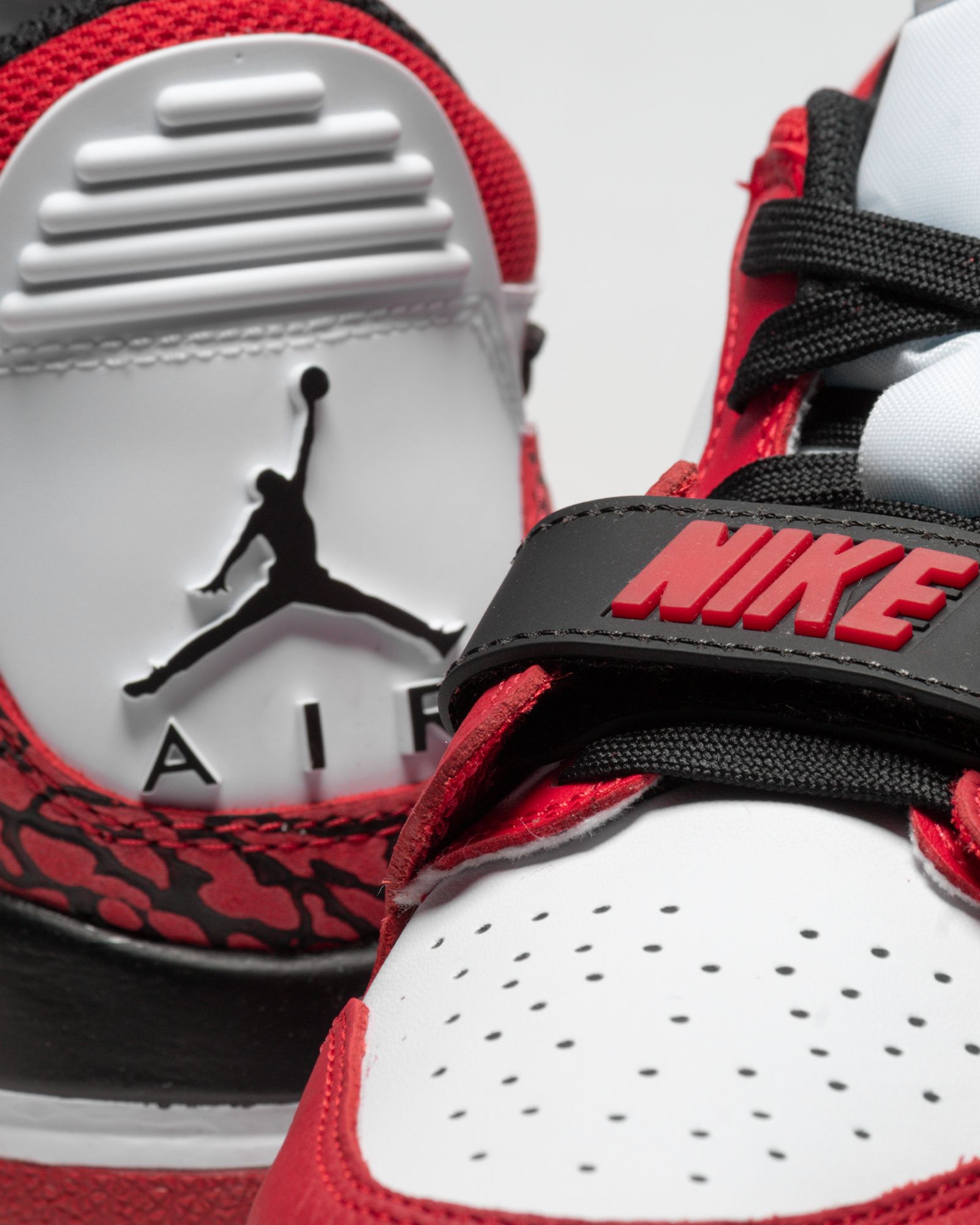 Air Jordan Legacy 312 Low (GS)