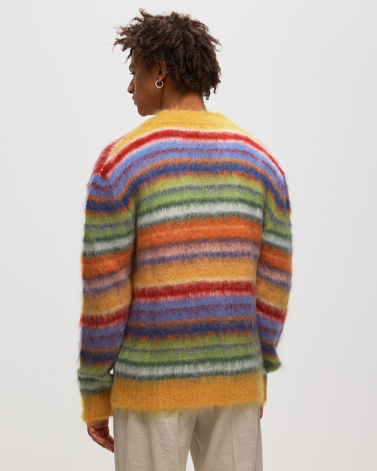 V-NECK LONGSLEEVE CARDIGAN