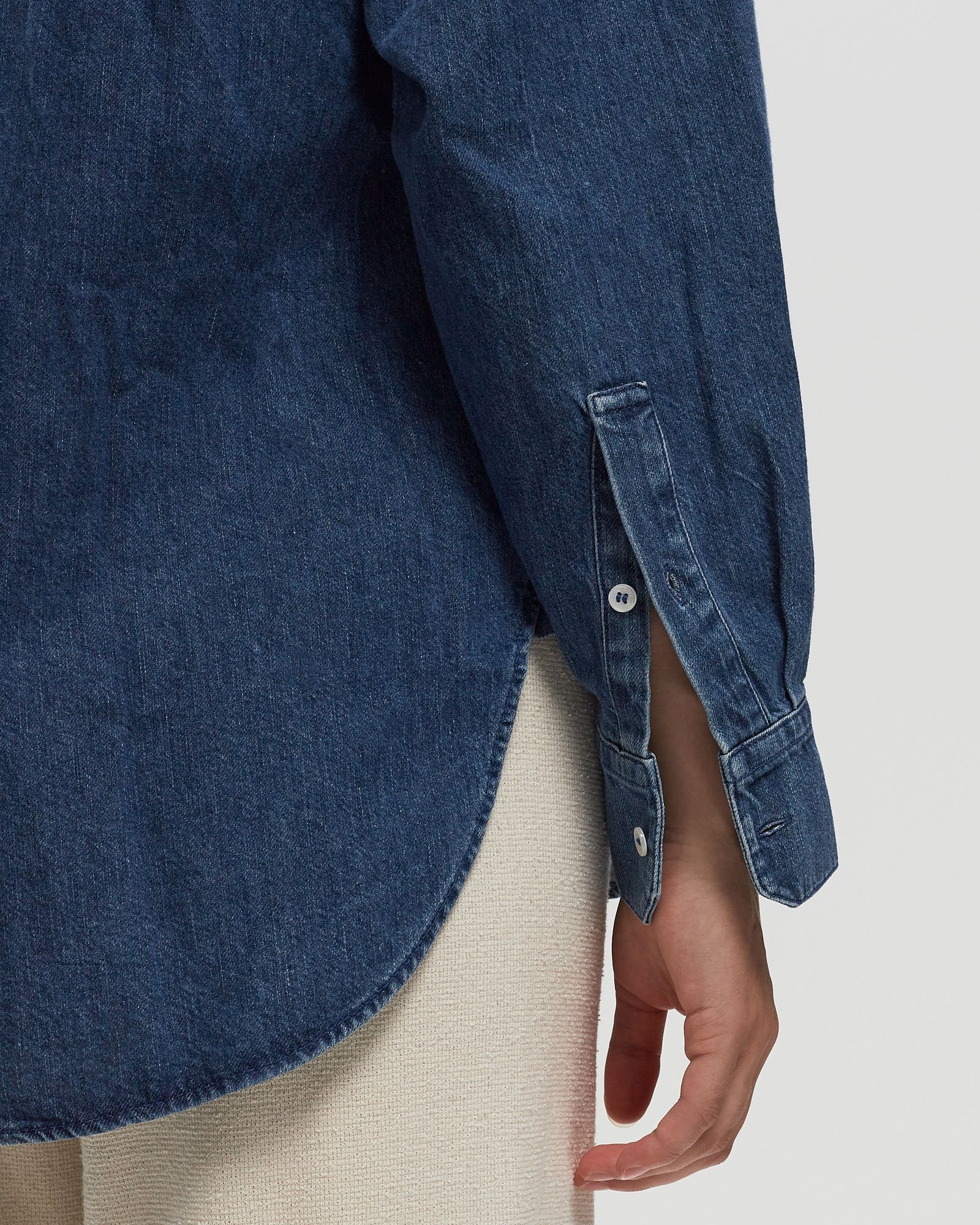 OVERSIZED DENIM BREAST POCKET SHIRT