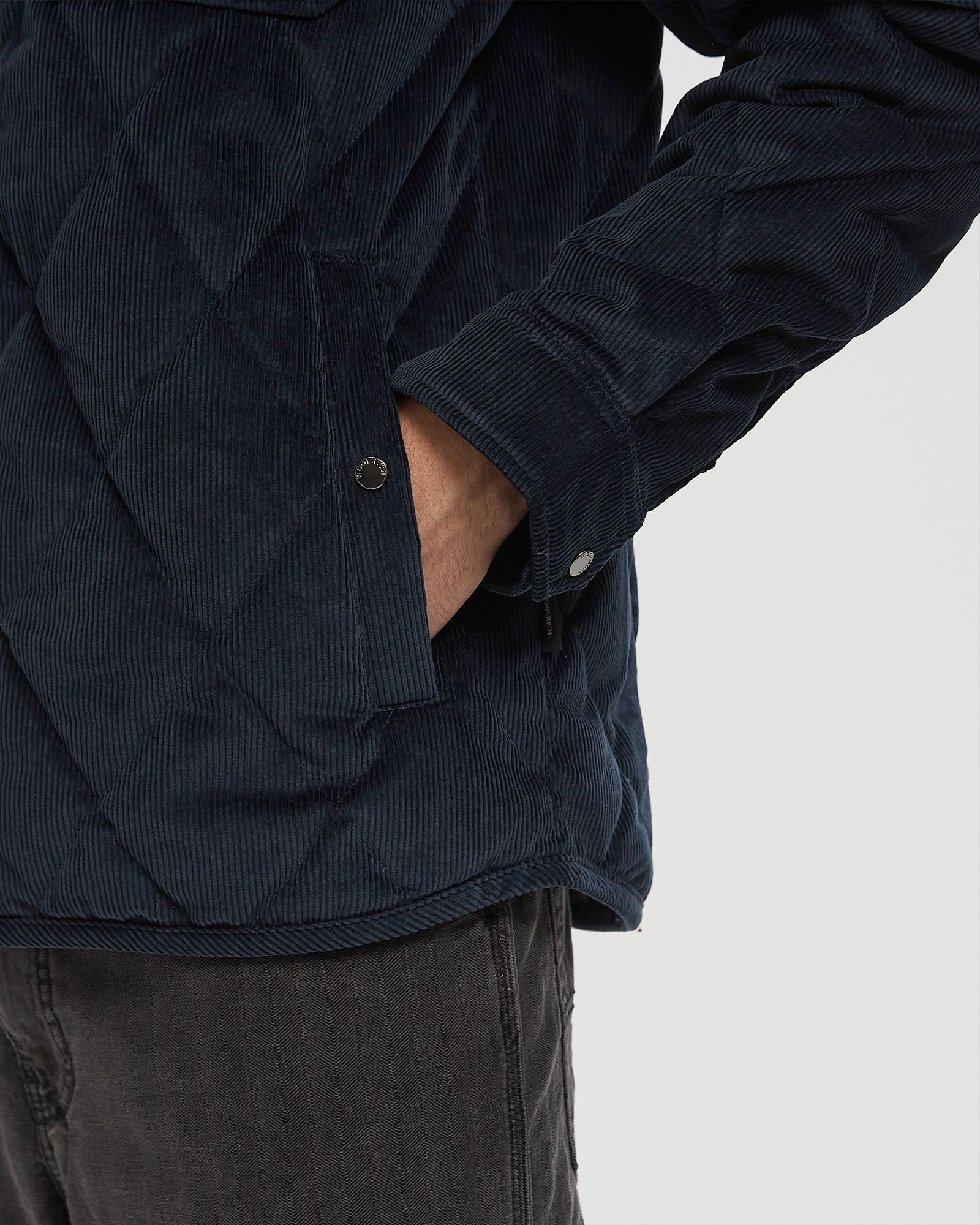 CORDUROY ALASKAN SHIRT JACKET