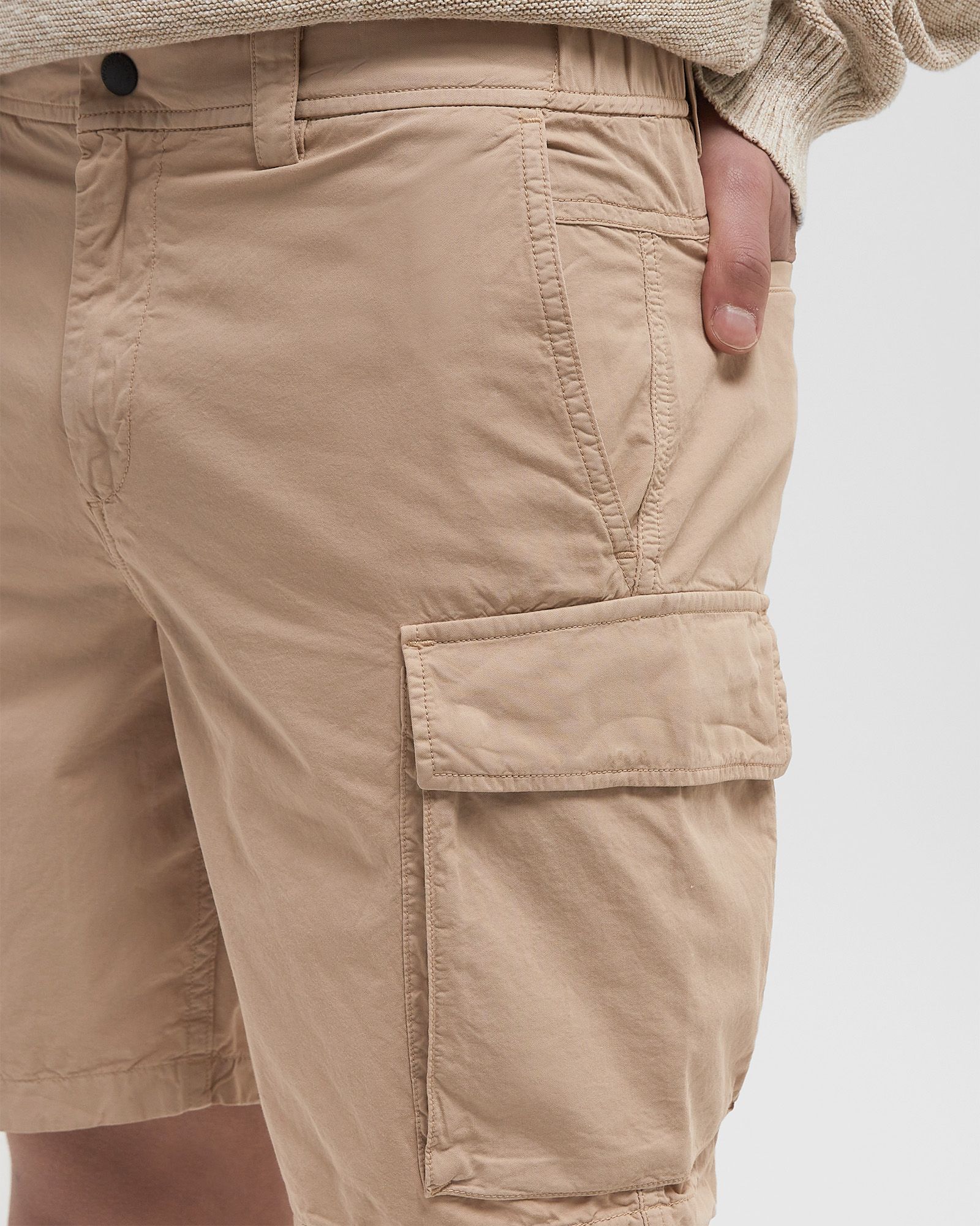 GABARDINE CARGO SHORTS