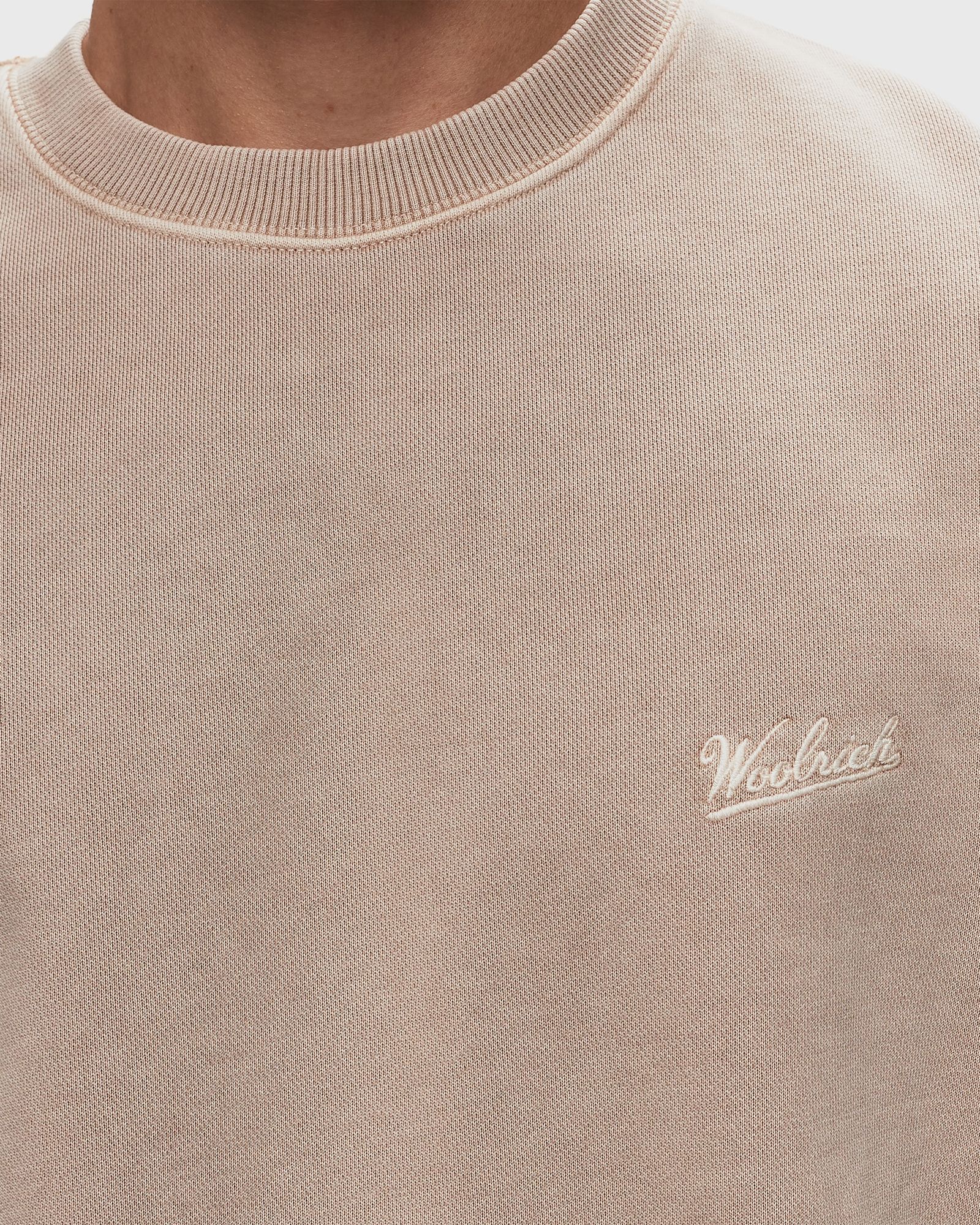 GARMENT DYED CREWNECK