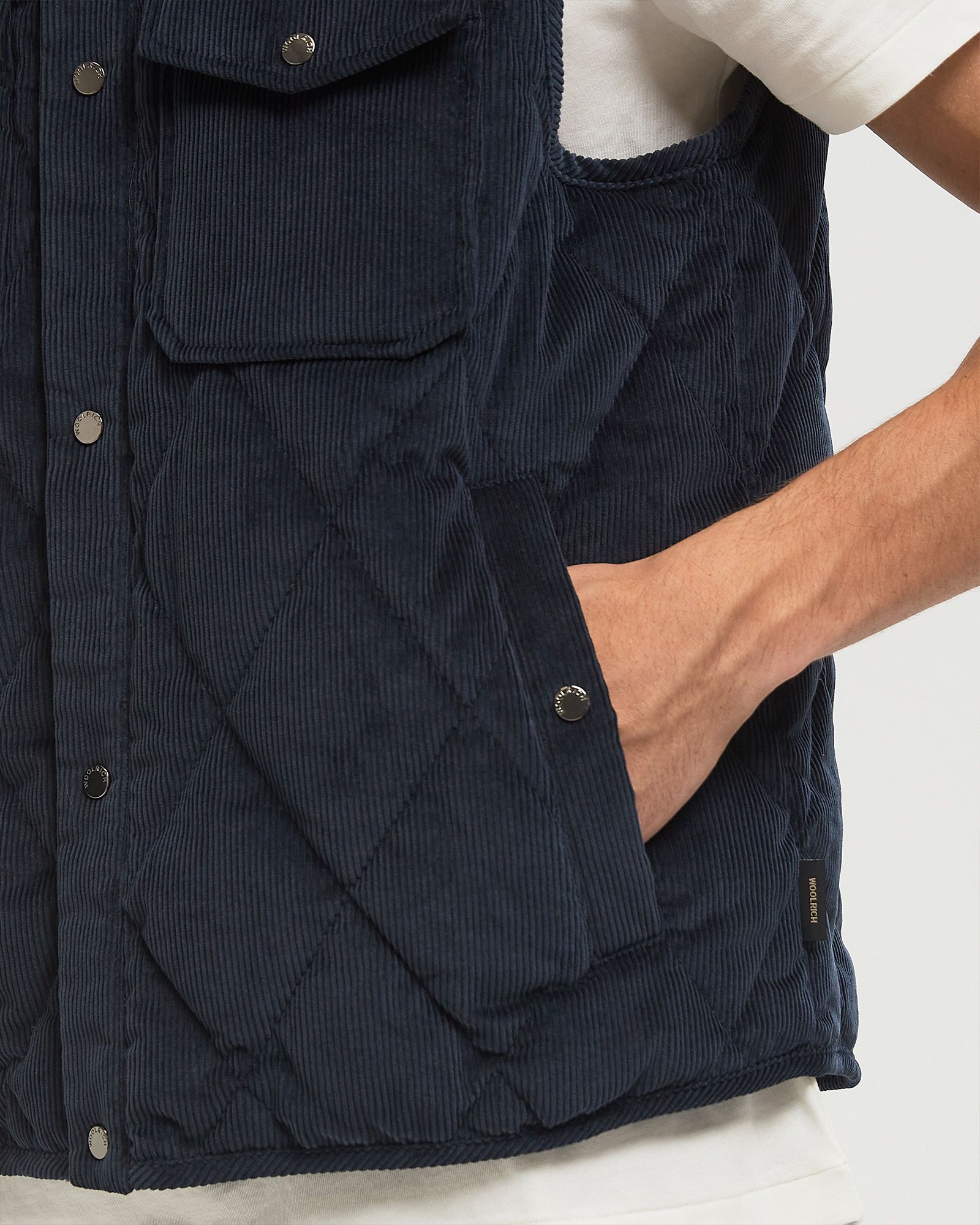 CORDUROY VEST
