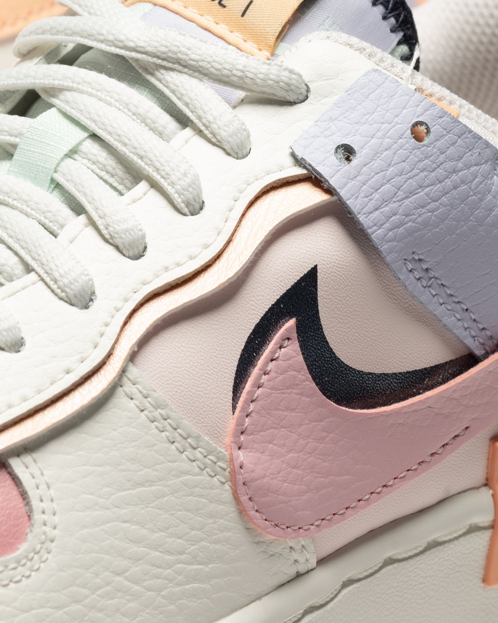 WMNS Air Force 1 Shadow