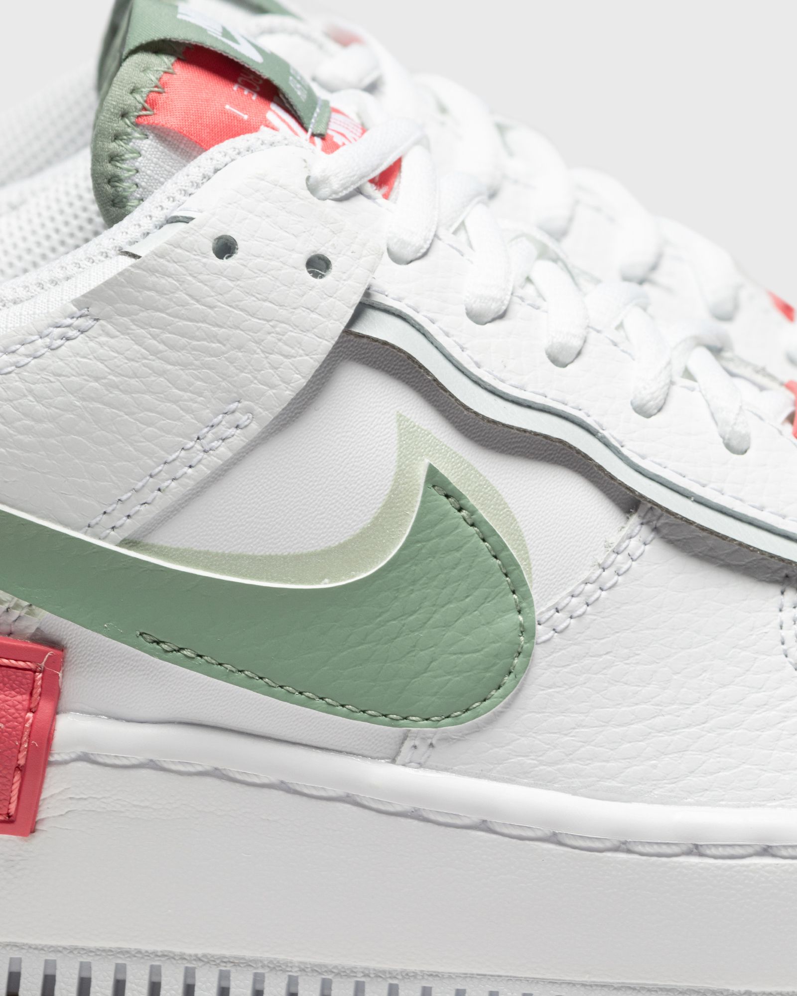 WMNS Air Force 1 Shadow