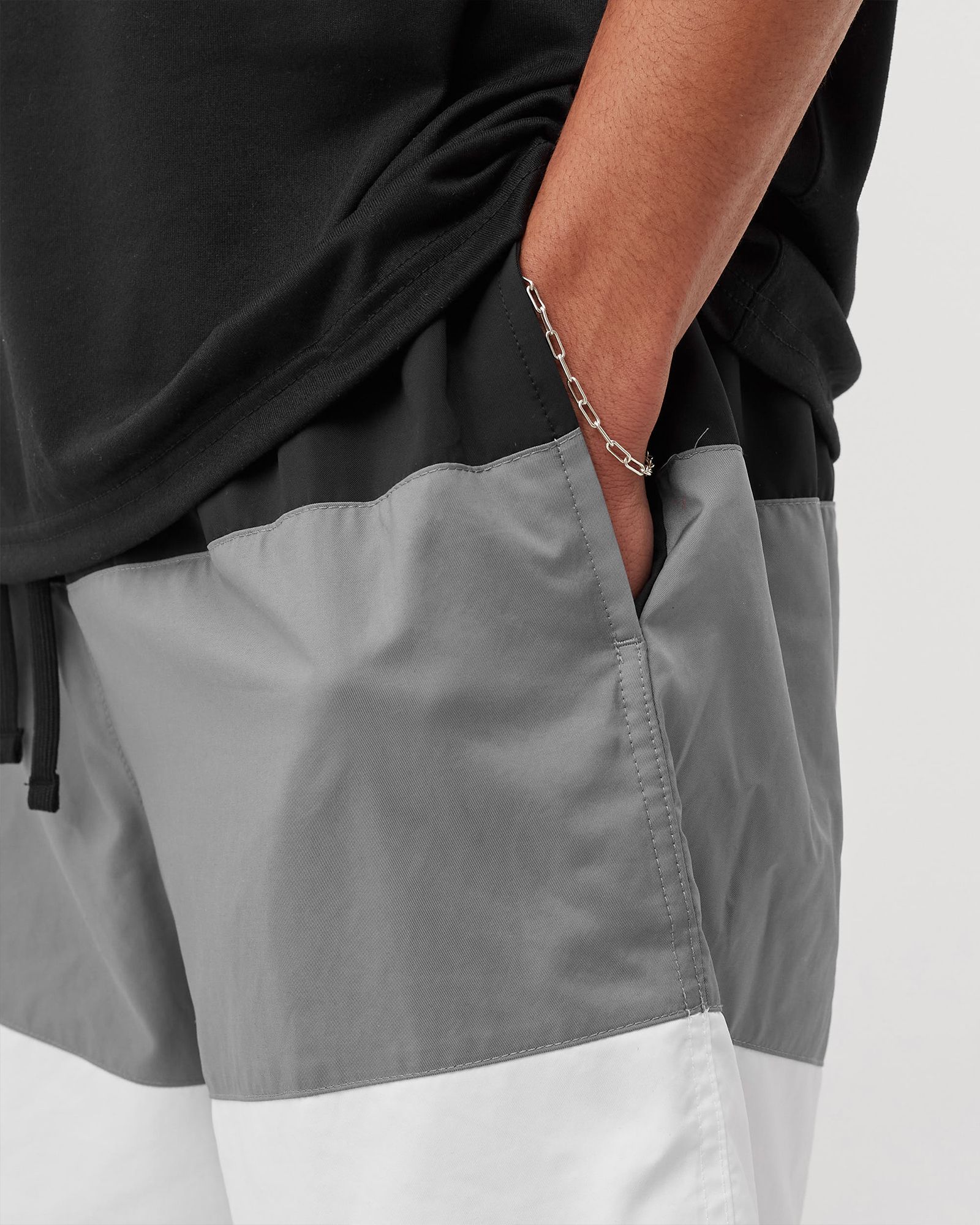 Sportswear City Edition Woven Shorts