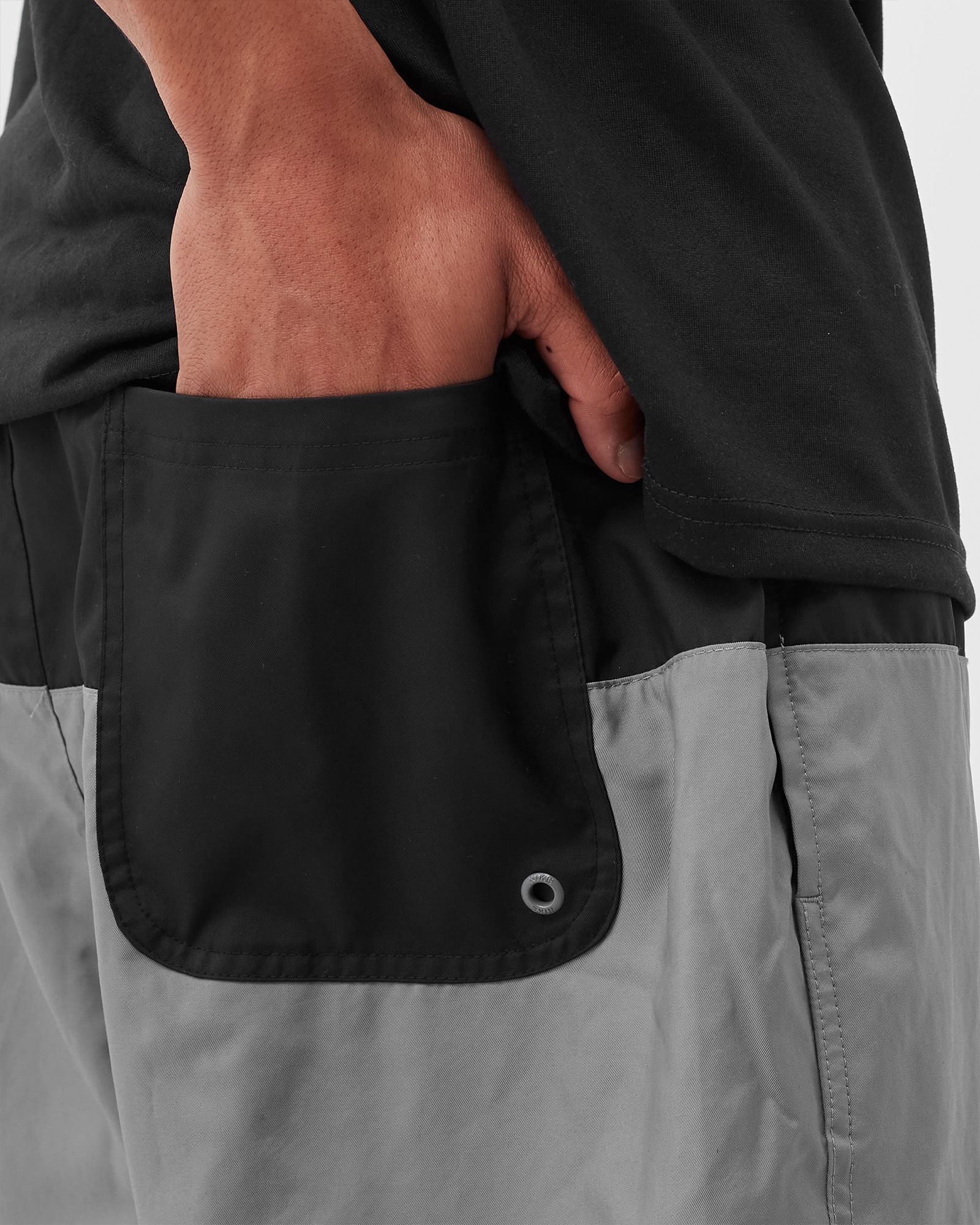 Sportswear City Edition Woven Shorts