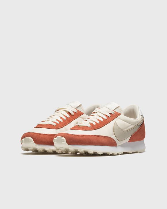WMNS Daybreak