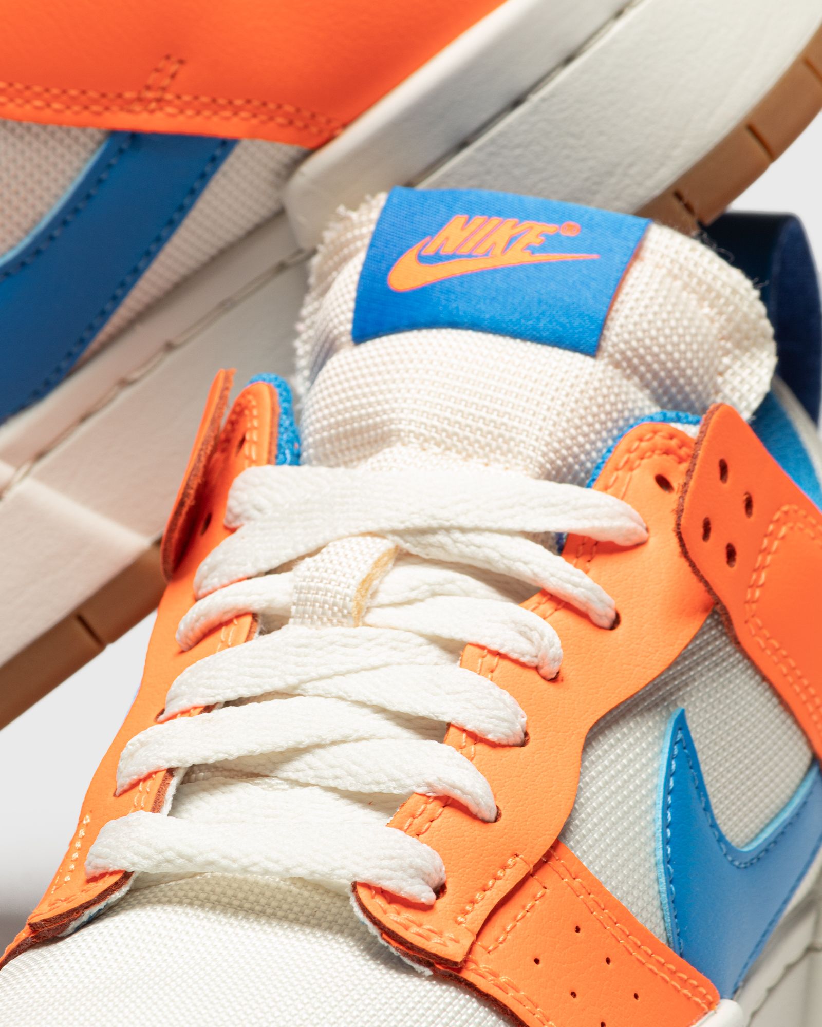 WMNS Dunk Low Disrupt