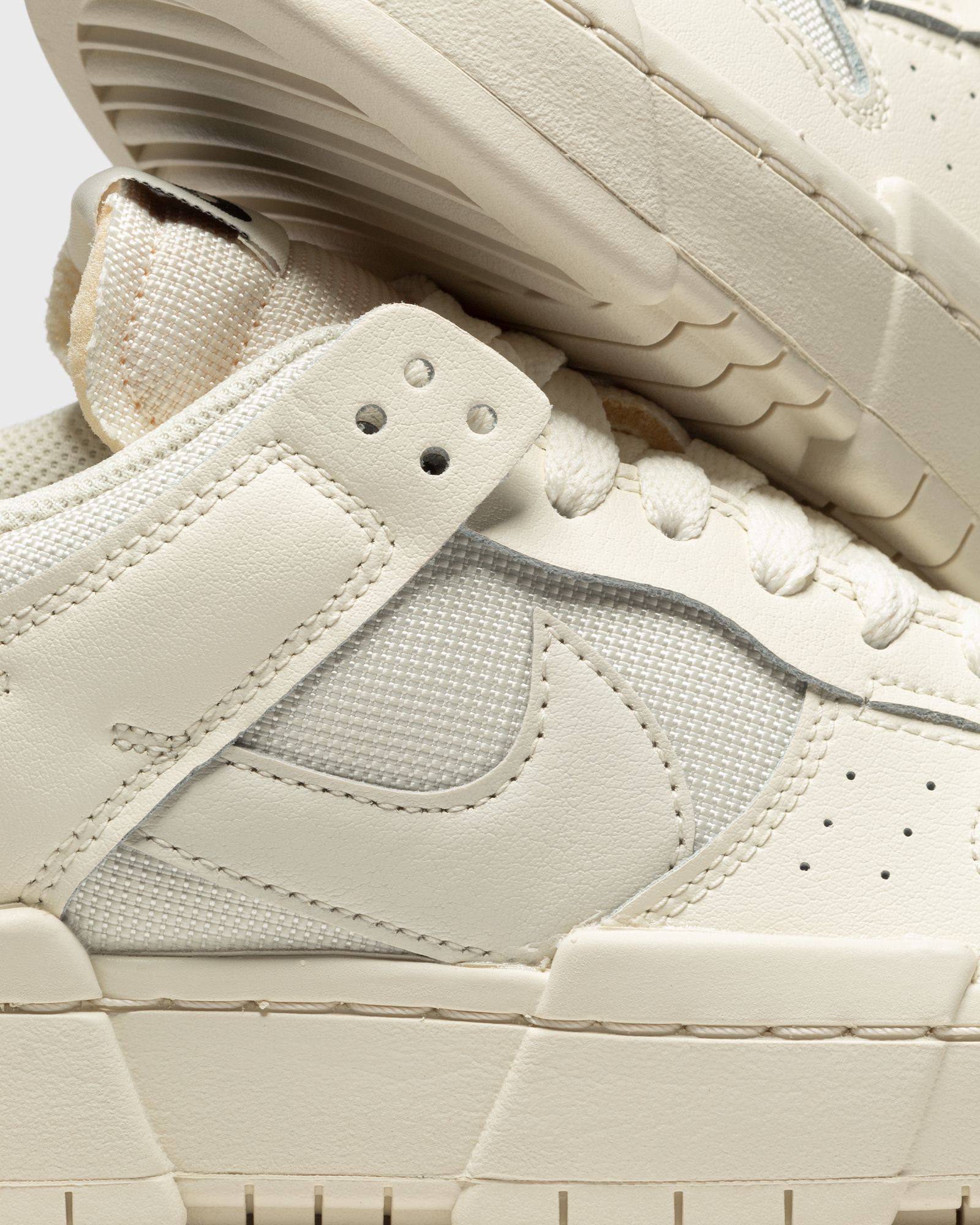 WMNS Dunk Low Disrupt 'Coconut Milk'