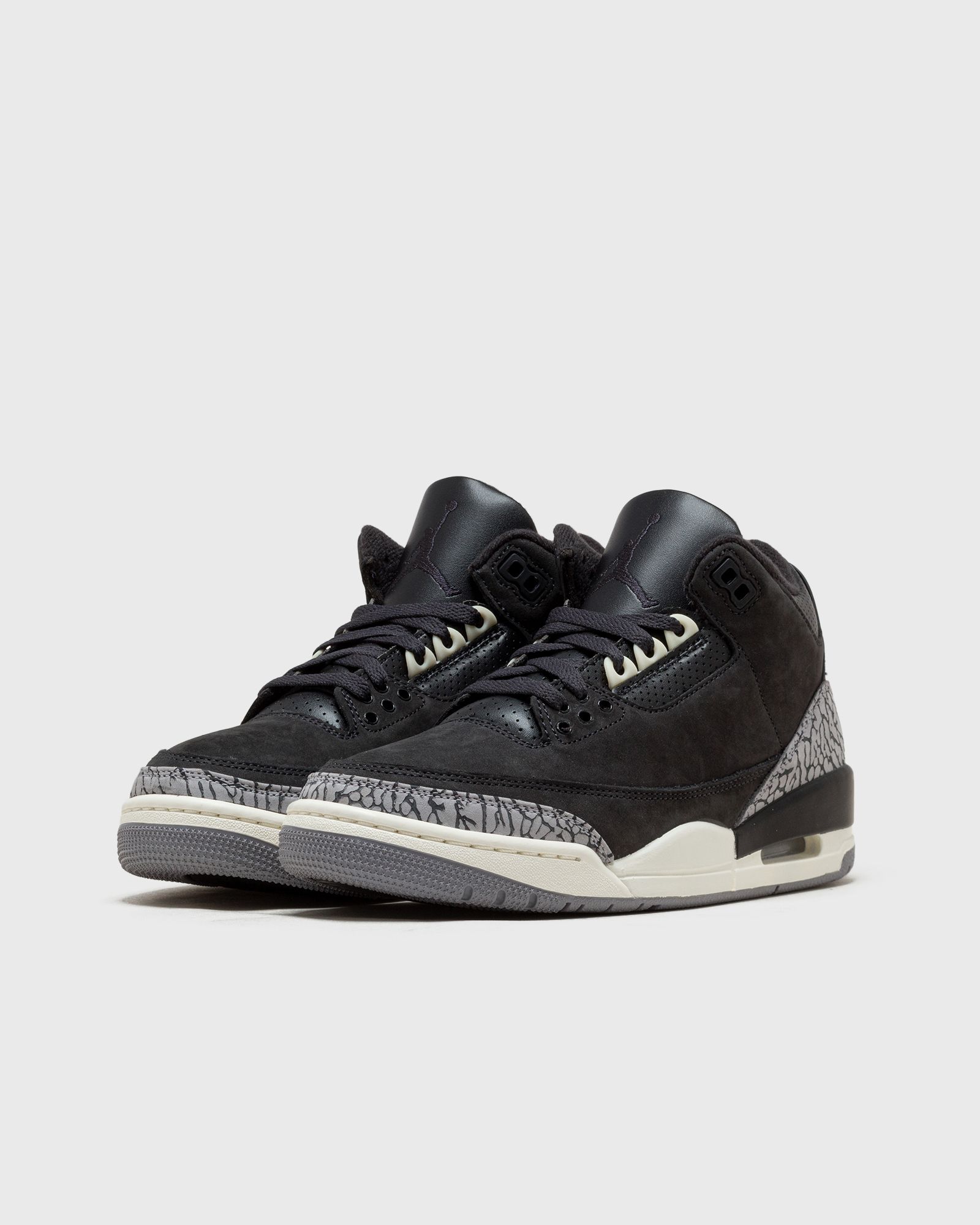 JORDAN 3 RETRO "Of Noir"