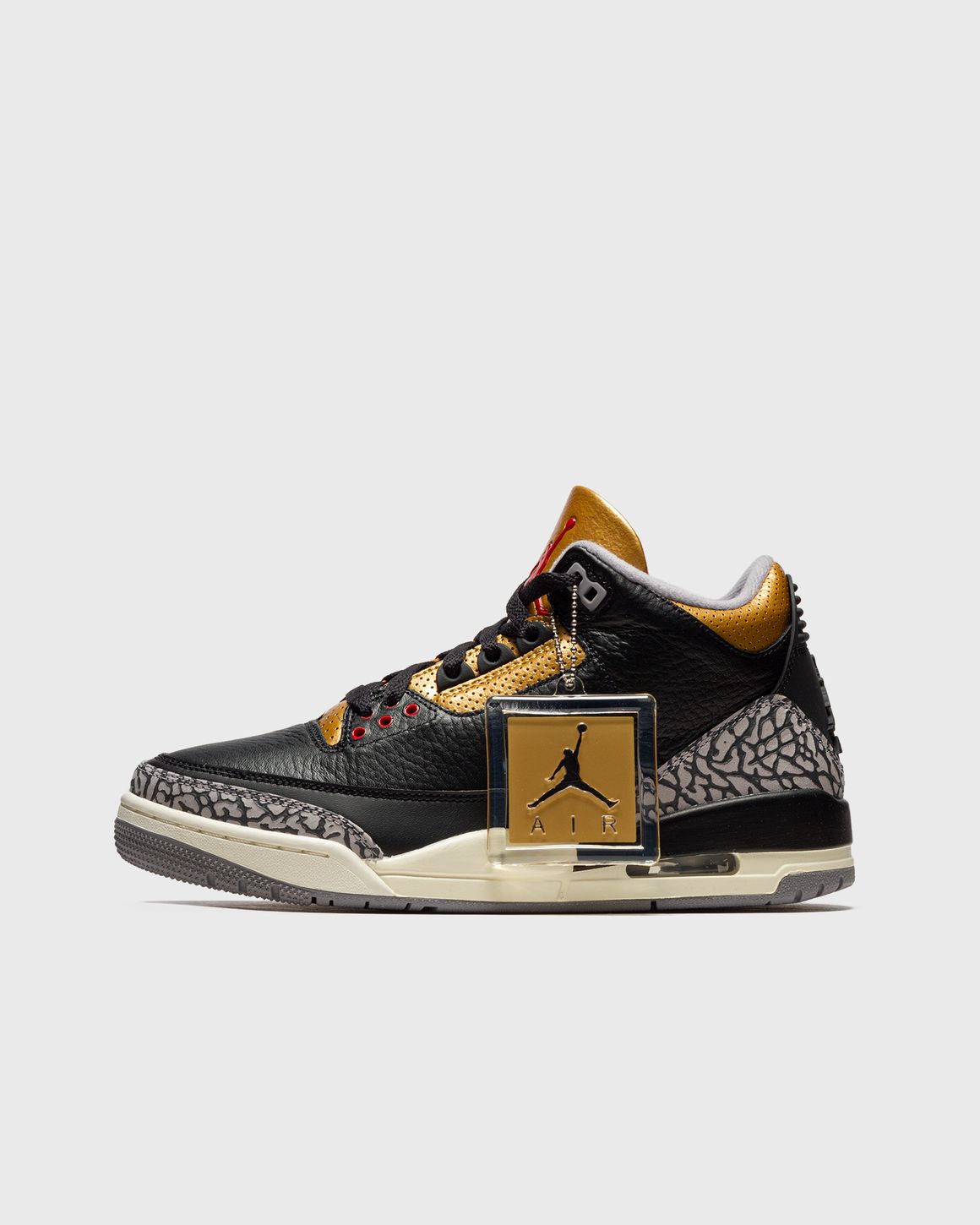 Gold jordan 3 outlet