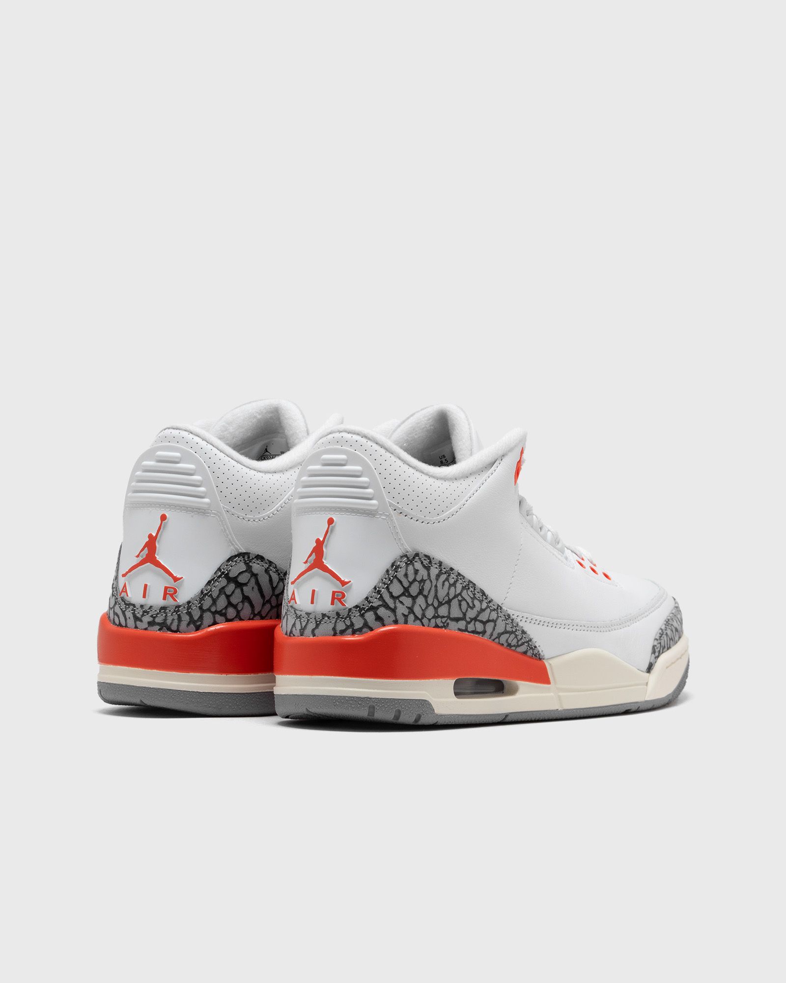 AIR JORDAN 3 RETRO "Georgia Peach"