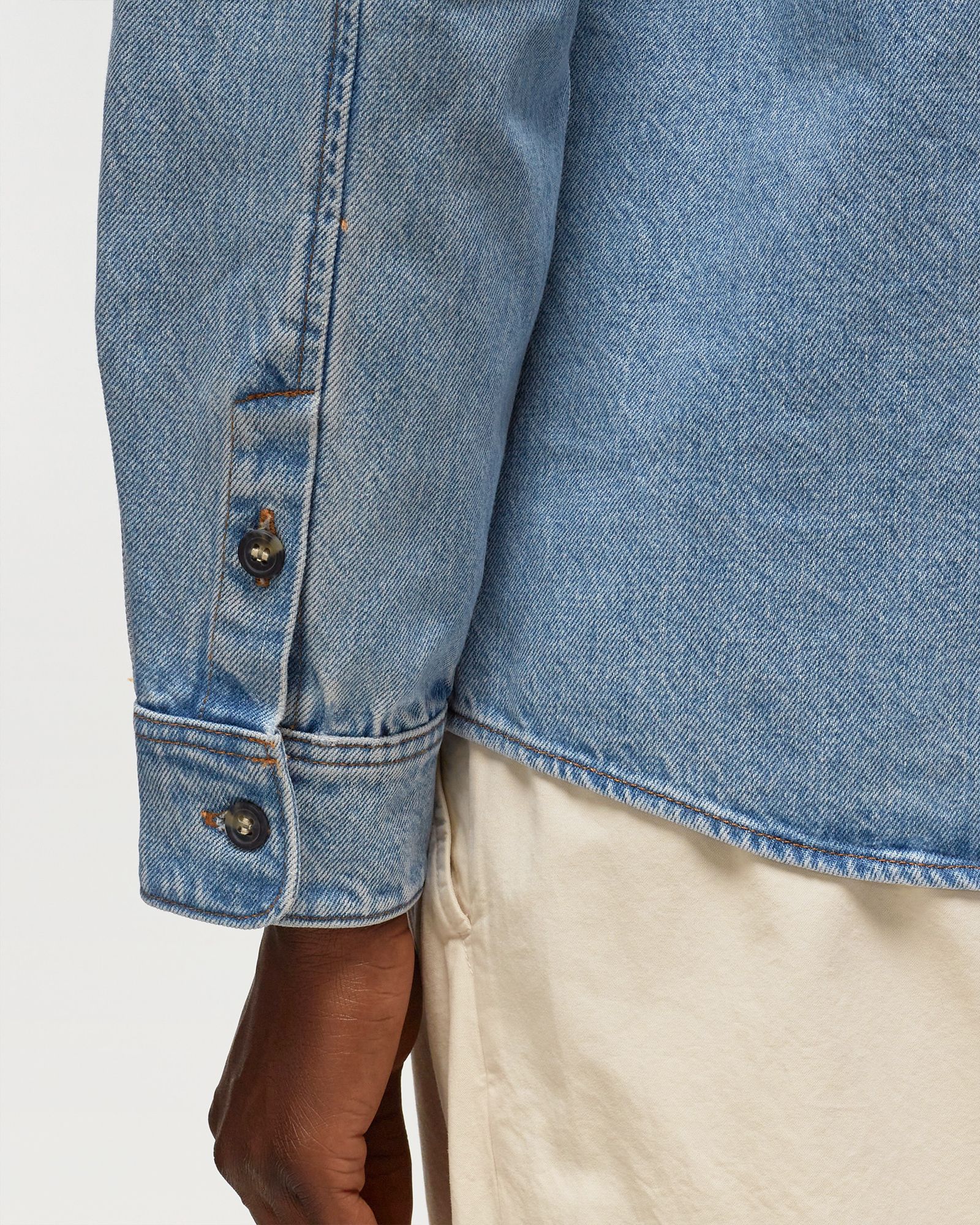 surchemise vittorio brodee poitrine