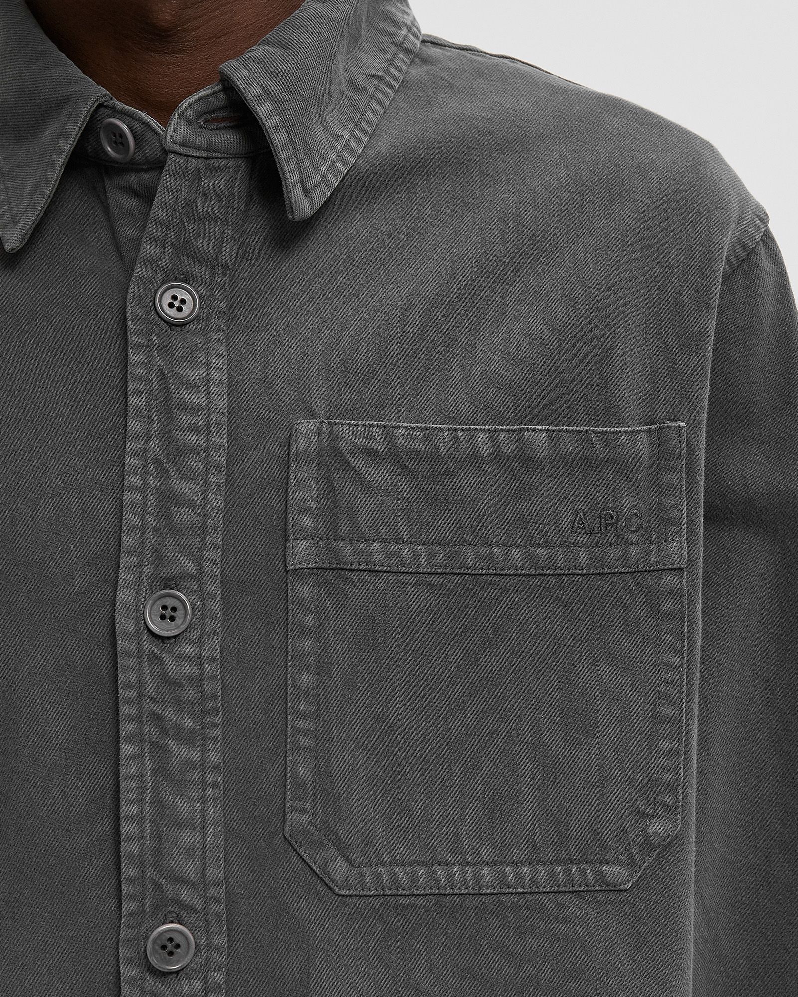 SURCHEMISE BASILE BRODEE POITRINE