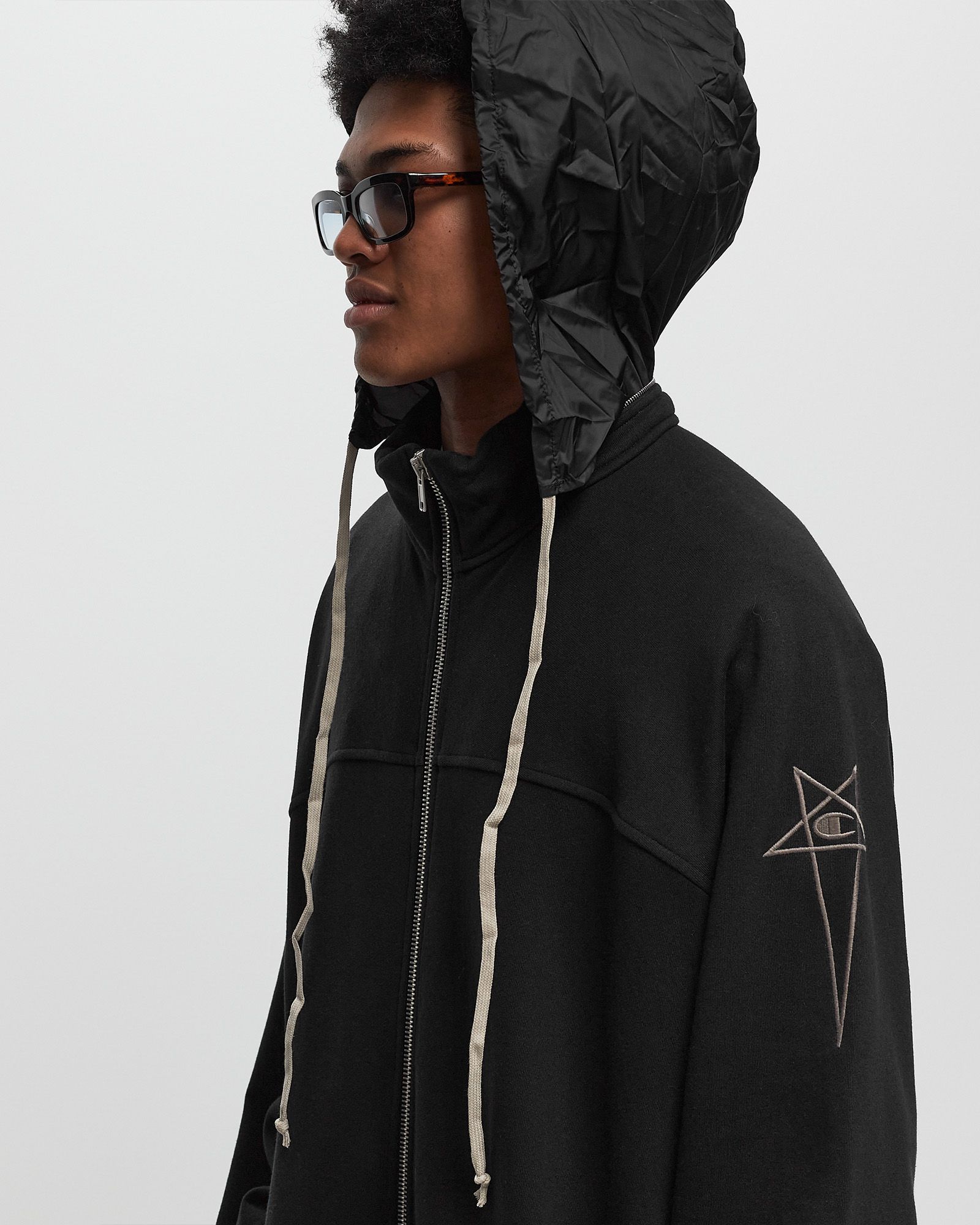 x Champion JUMBO WINDBREAKER