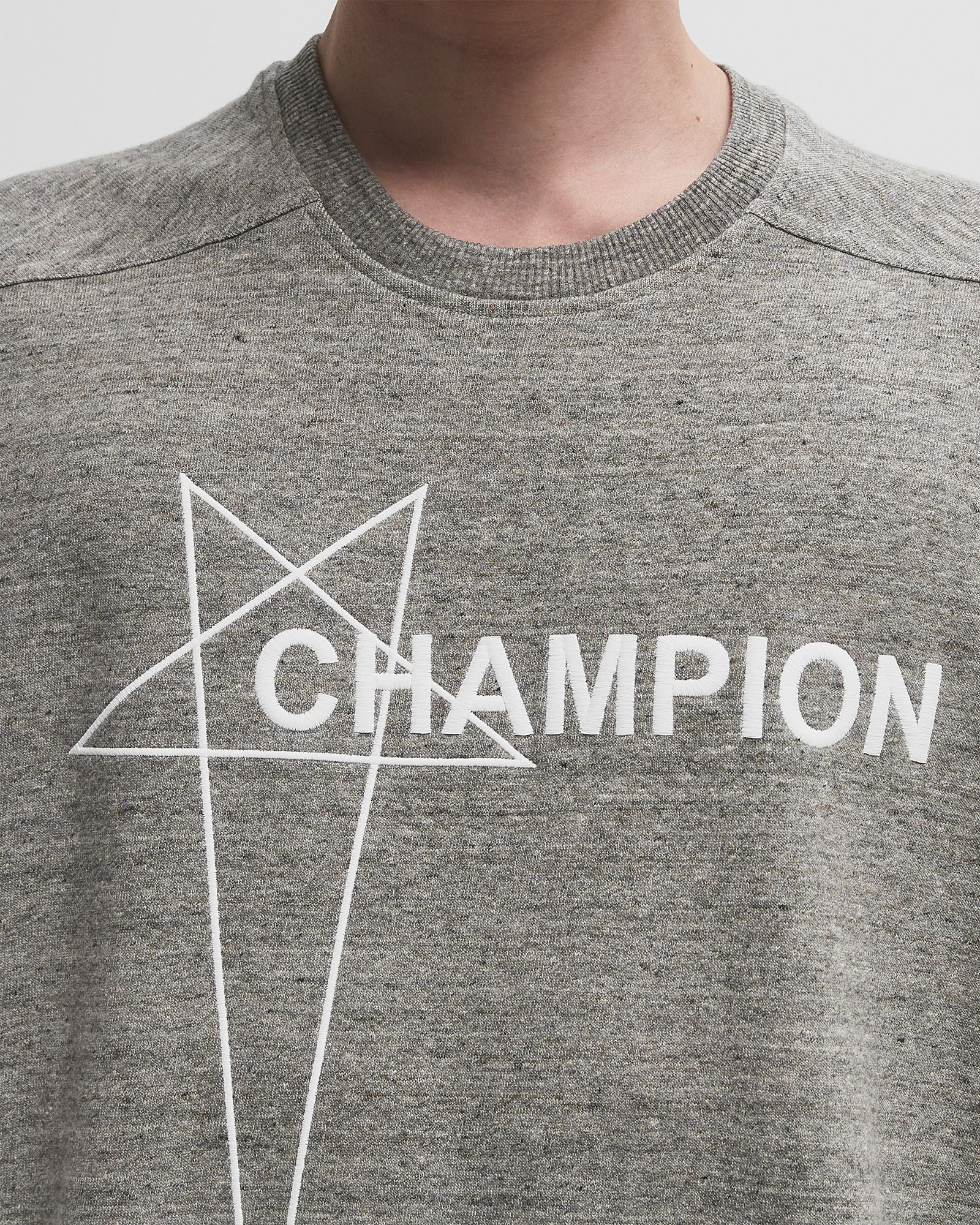 x Champion KNITTED - MICRO TATLIN