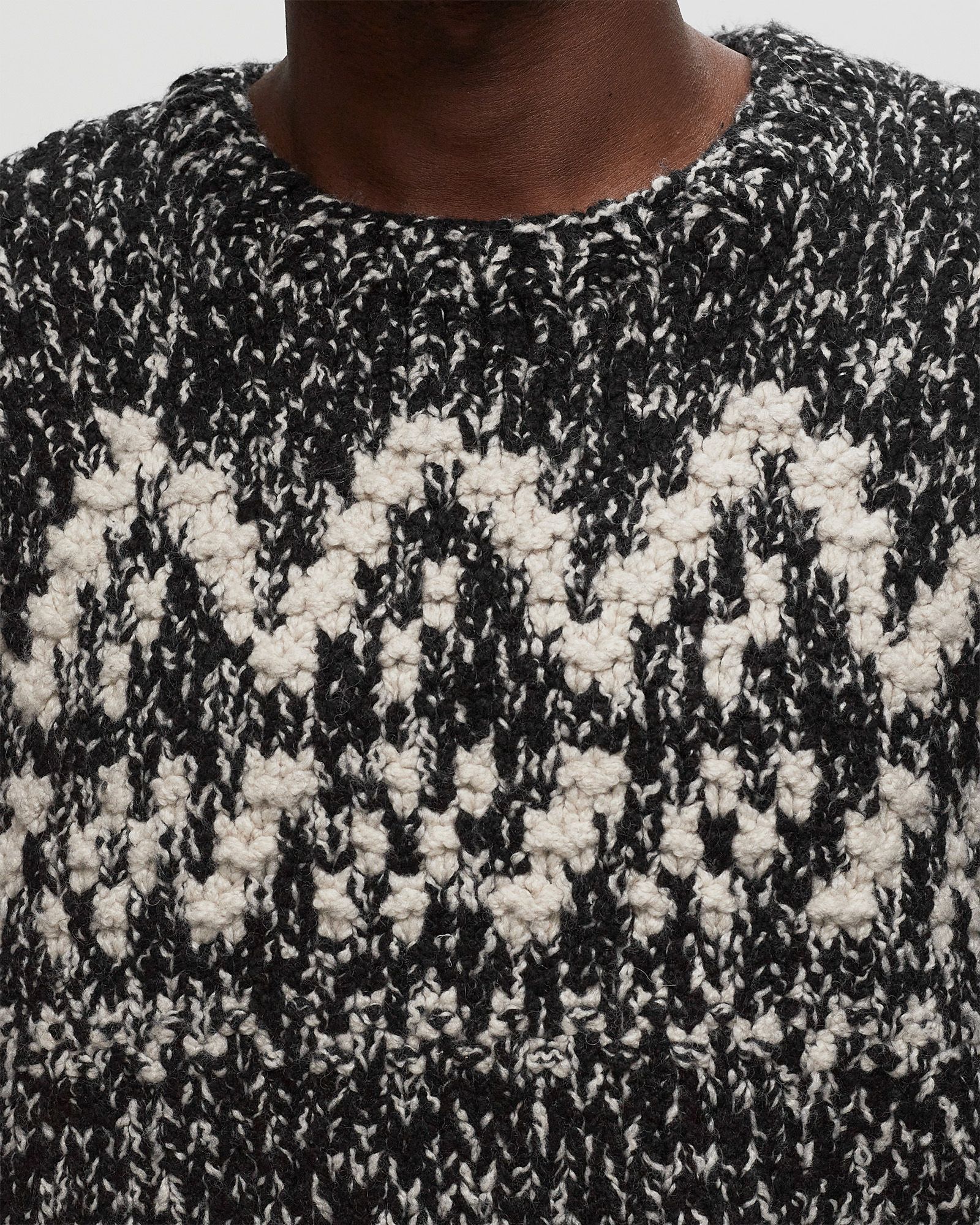 BLACK LABEL - HAND KNIT MOTIF CREW