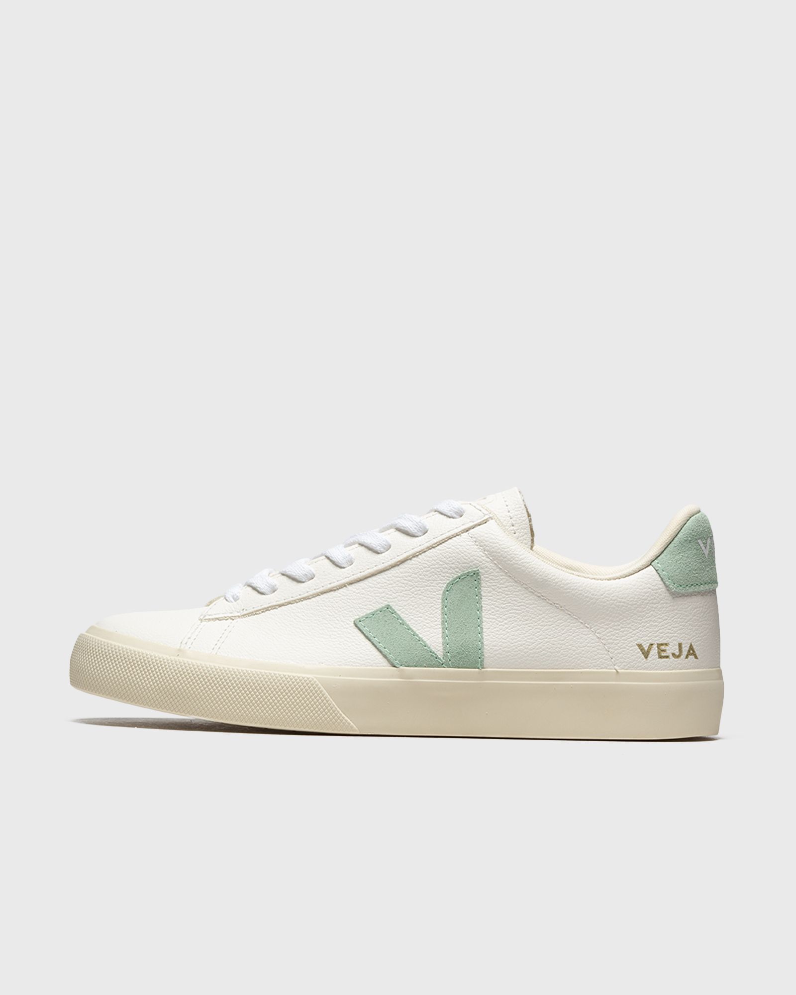 veja campo extra white matcha