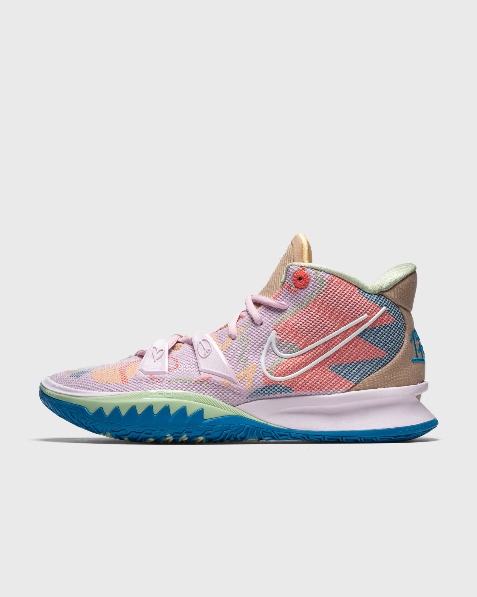 Kyrie 7