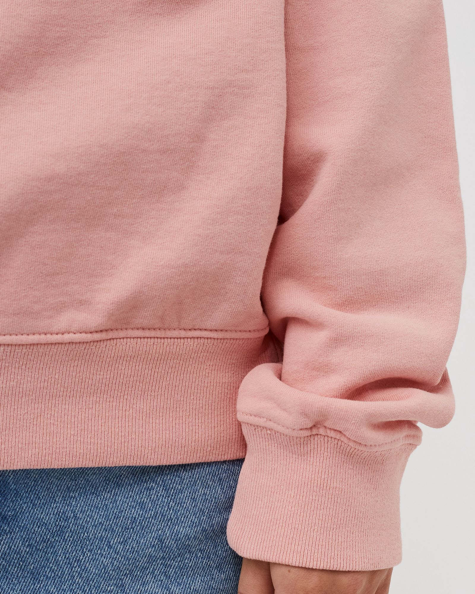 Serif Embroidered Crewneck