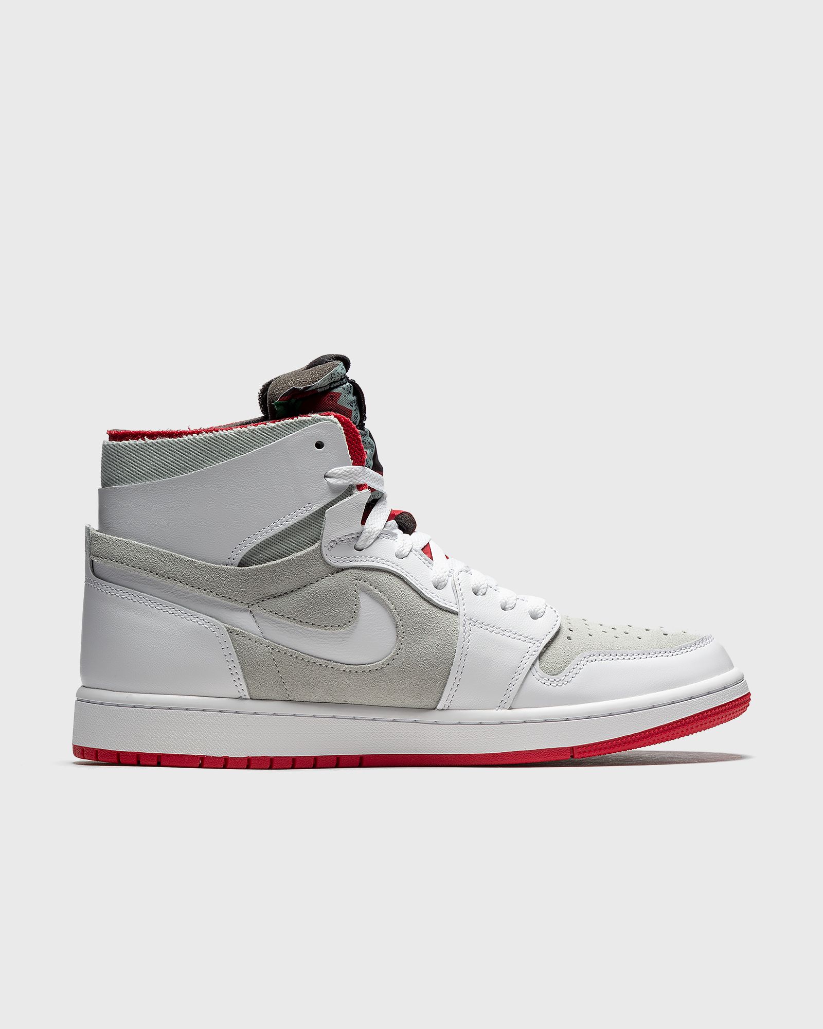 Air Jordan 1 Zoom Cmft "HARE"