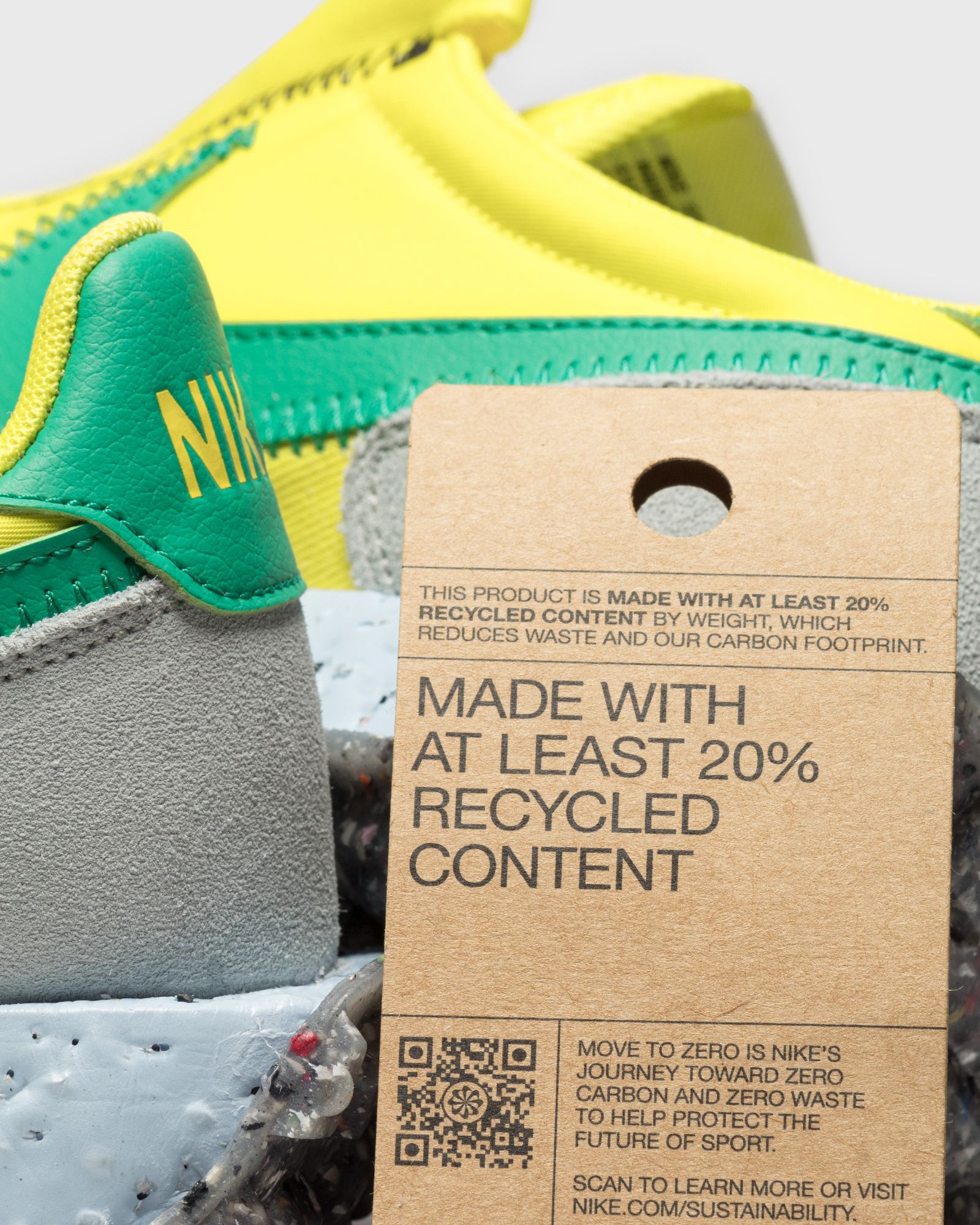 WMNS WAFFLE RACER CRATER