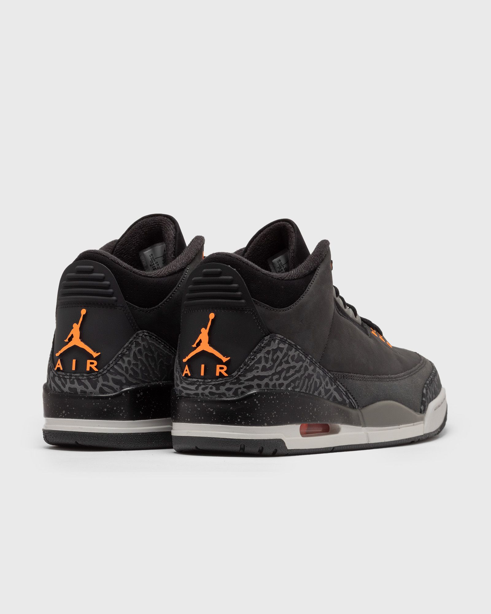 Air Jordan 3 Retro 'Fear'