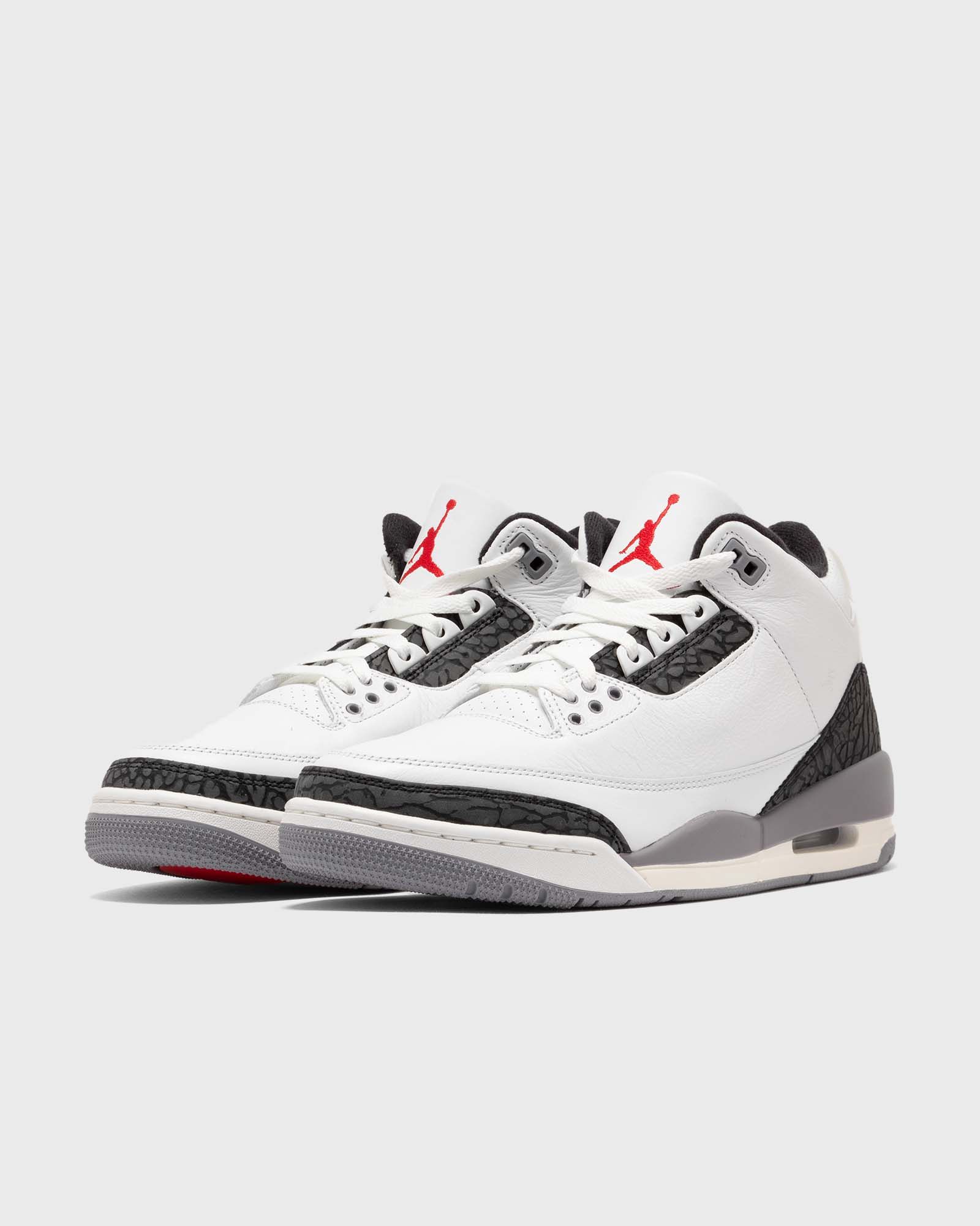 Air Jordan 3 Retro "Cement Grey"