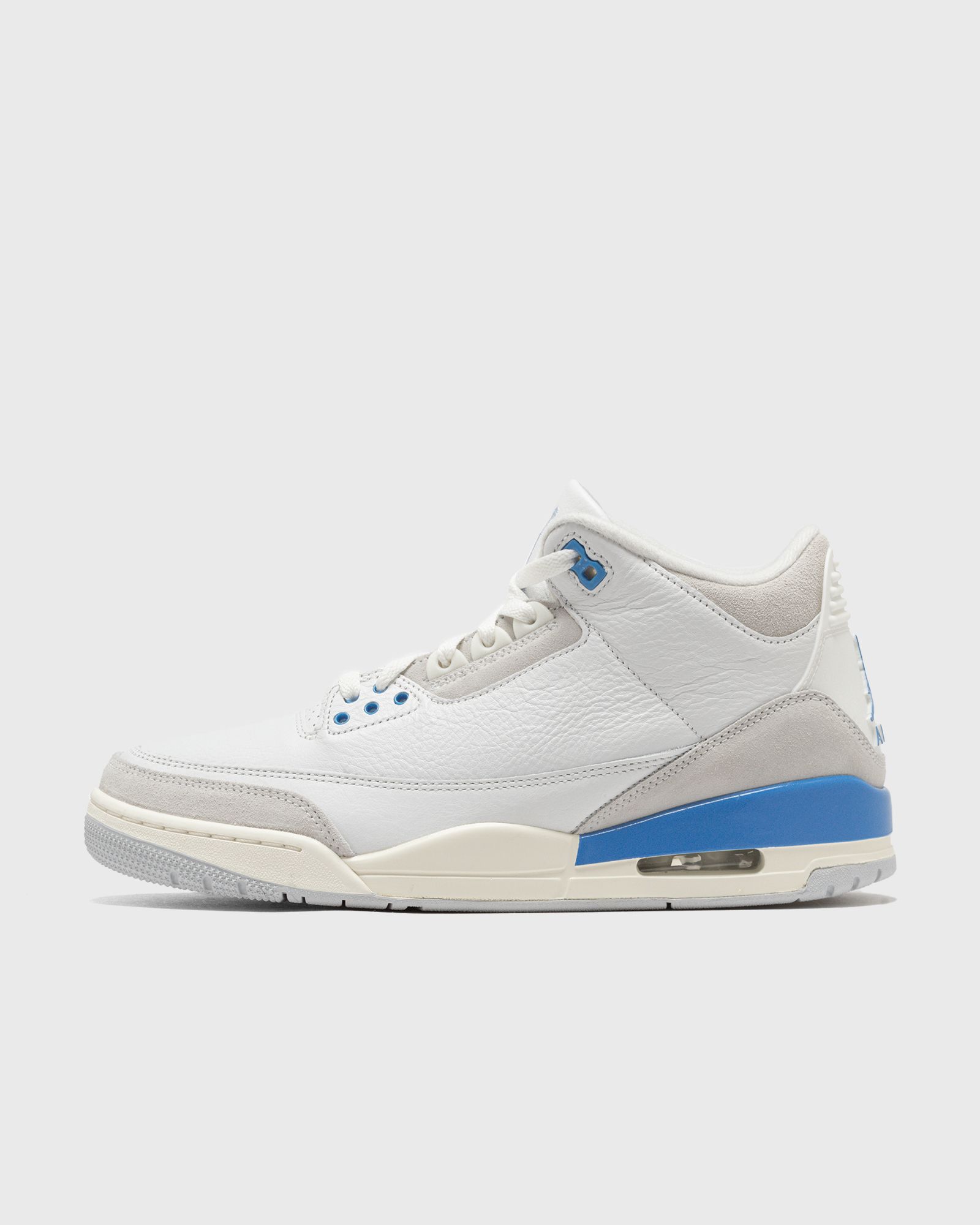 Air Jordan 3 Retro "Lucky Shorts"