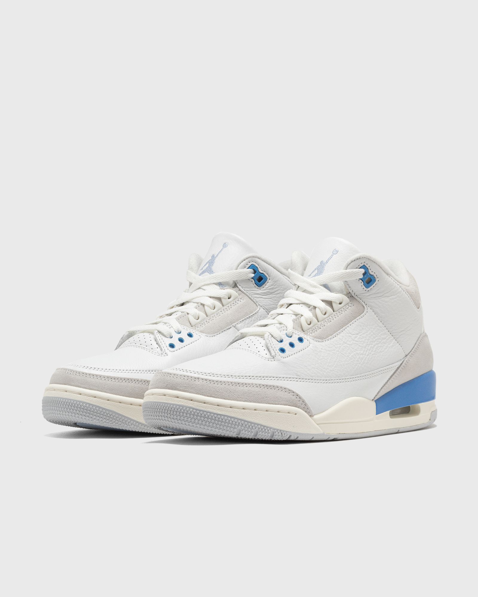 Air Jordan 3 Retro "Lucky Shorts"