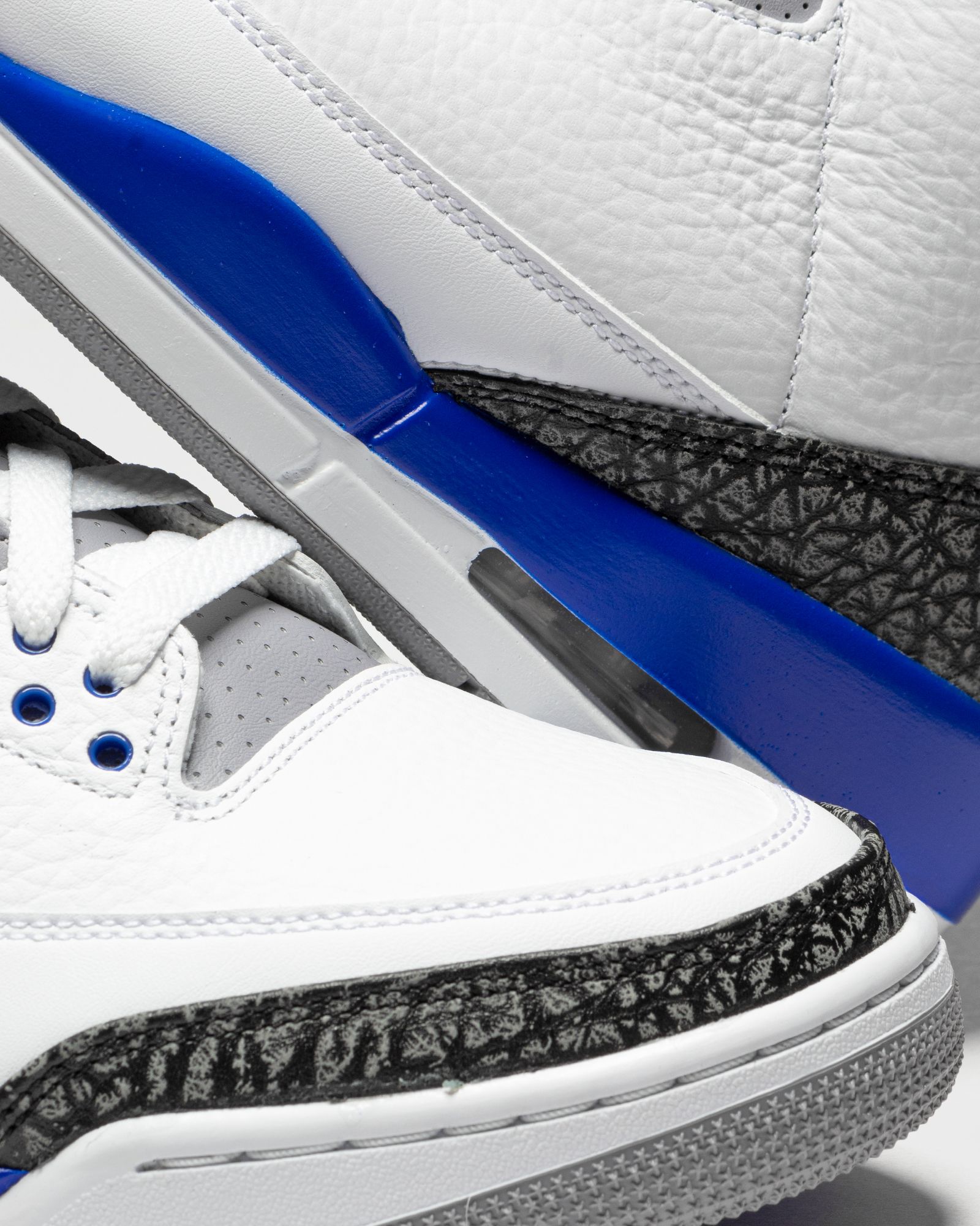 AIR JORDAN 3 RETRO 'RACER BLUE'