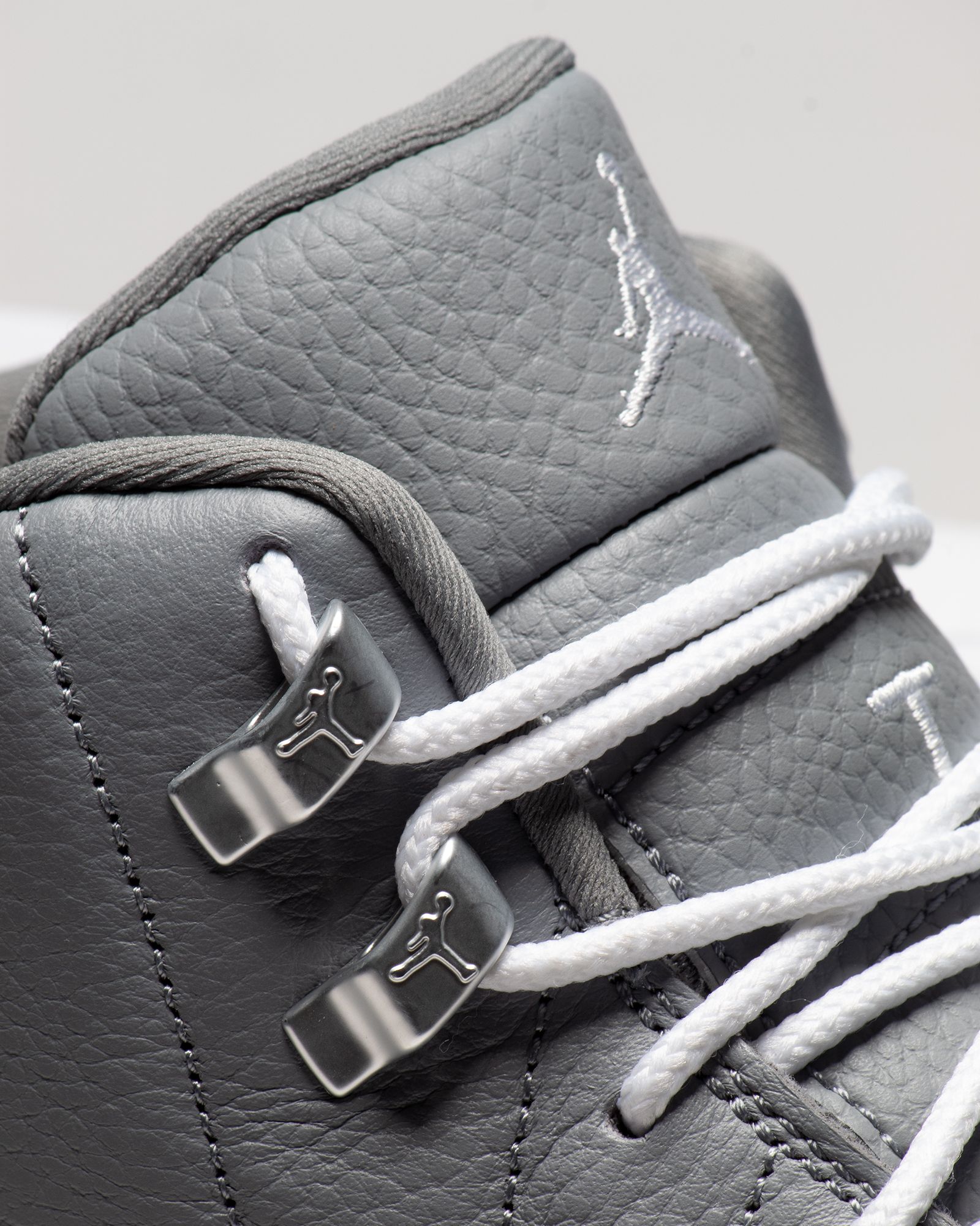 Air Jordan 12 Retro "Stealth"